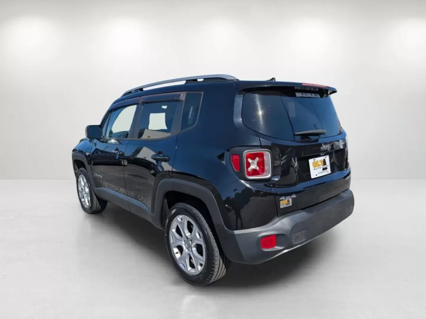 2016 /Black Jeep Renegade Limited (ZACCJBDT2GP) with an Other engine, located at 521 Old Farm Lane Rd, Prattville, AL, 36066, (334) 325-1505, 32.482460, -86.416367 - **Explore the Great Outdoors with the 2016 Jeep Renegade Limited - Your Adventure Awaits!**<br /> <br /> Are you ready to elevate your weekend adventures? The 2016 Jeep Renegade Limited is the perfect companion for those who crave the thrill of exploration while enjoying the comforts of a modern cro - Photo#6