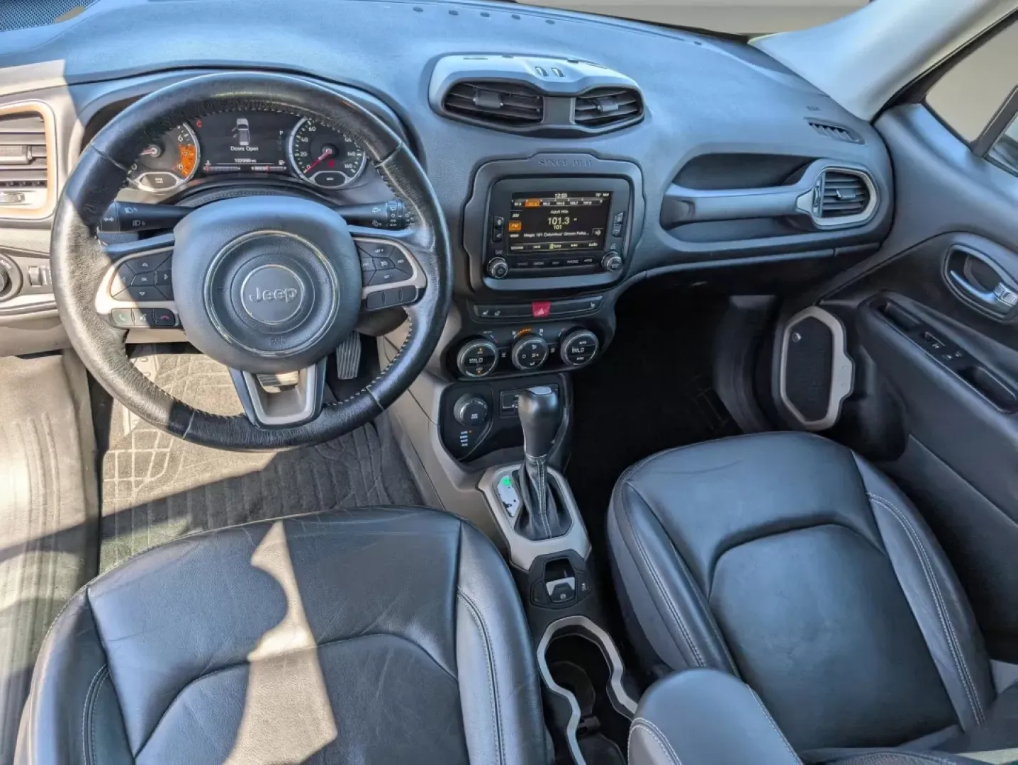 2016 /Black Jeep Renegade Limited (ZACCJBDT2GP) with an Other engine, located at 521 Old Farm Lane Rd, Prattville, AL, 36066, (334) 325-1505, 32.482460, -86.416367 - **Explore the Great Outdoors with the 2016 Jeep Renegade Limited - Your Adventure Awaits!**<br /> <br /> Are you ready to elevate your weekend adventures? The 2016 Jeep Renegade Limited is the perfect companion for those who crave the thrill of exploration while enjoying the comforts of a modern cro - Photo#13