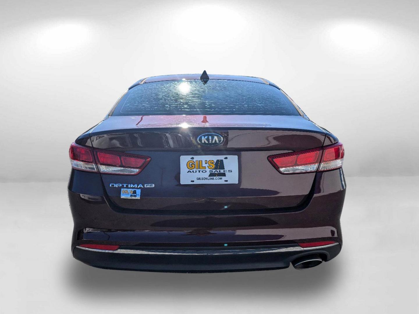 2016 /Black Kia Optima LX (5XXGT4L33GG) with an Regular Unleaded I-4 2.4 L/144 engine, 6-Speed Automatic w/OD transmission, located at 1430 Gateway Drive, Opelika, AL, 36801, (334) 239-0944, 32.637871, -85.409790 - 2016 Kia Optima LX - Photo#5