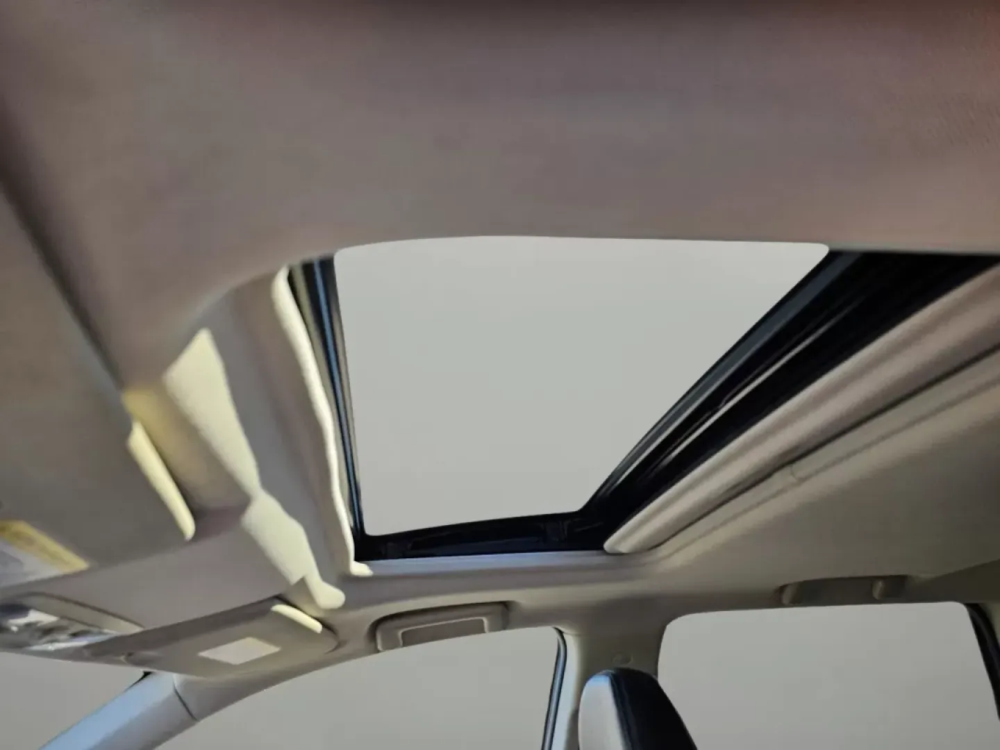 2016 Mitsubishi Outlander SEL (JA4AD3A33GZ) with an Other engine, located at 521 Old Farm Lane Rd, Prattville, AL, 36066, (334) 325-1505, 32.482460, -86.416367 - **Adventure Awaits with the 2016 Mitsubishi Outlander: Your Perfect Family SUV**<br /> <br /> Are you searching for the ideal vehicle to complement your family adventures or weekend getaways? Look no further than the 2016 Mitsubishi Outlander, available now at Gils Auto in Prattville, AL! This spaci - Photo#11