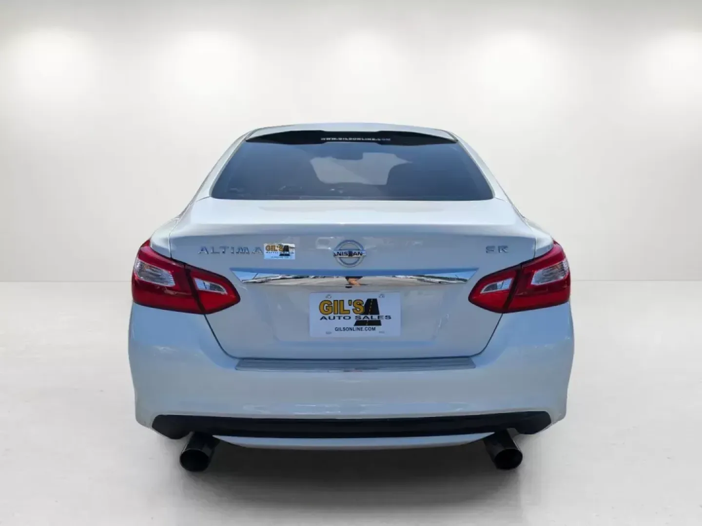 2016 /Charcoal Nissan Altima 2.5 SR (1N4AL3AP8GC) with an Regular Unleaded I-4 2.5 L/152 engine, 1-Speed CVT w/OD transmission, located at 7000 Northlake Connector, Columbus, GA, 31904, (706) 987-8085, 32.524975, -84.978134 - 2016 Nissan Altima 2.5 SR - Photo#6