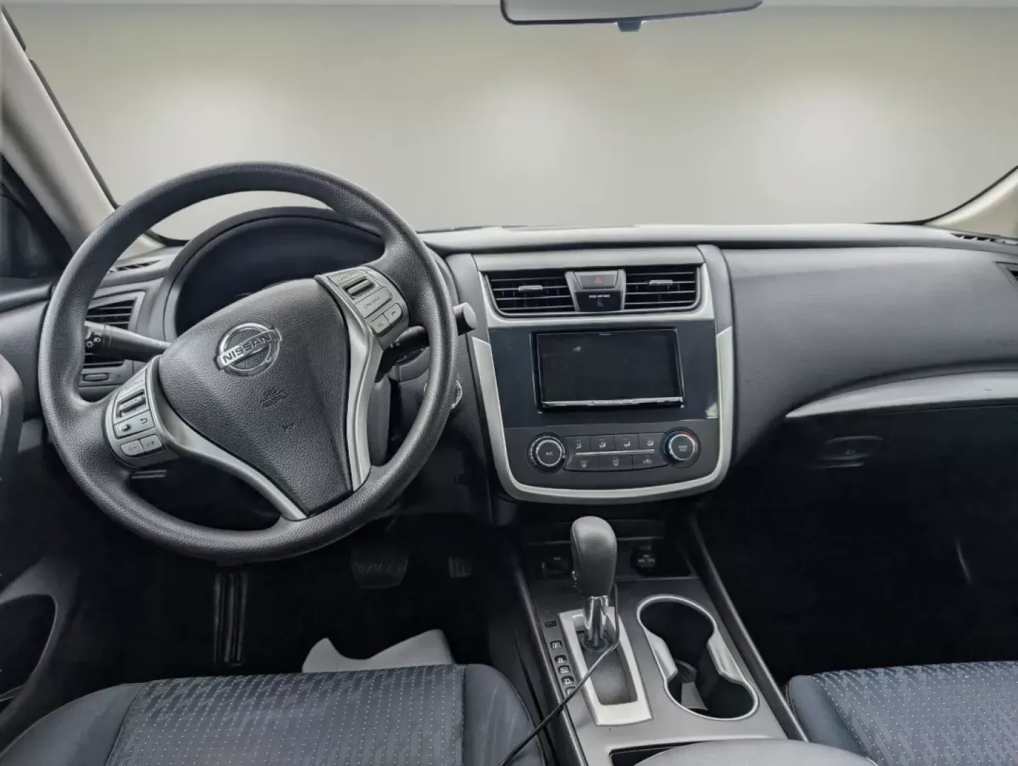2016 /Charcoal Nissan Altima 2.5 S (1N4AL3AP4GC) with an Other engine, located at 7000 Northlake Connector, Columbus, GA, 31904, (706) 987-8085, 32.524975, -84.978134 - **Discover Your Next Adventure with the 2016 Nissan Altima at Gils Auto - Phenix City!**<br /> <br /> Are you a growing family looking for a reliable sedan that can handle daily commutes while providing comfort and style? Or perhaps you're a budget-conscious buyer searching for a vehicle with guaran - Photo#12