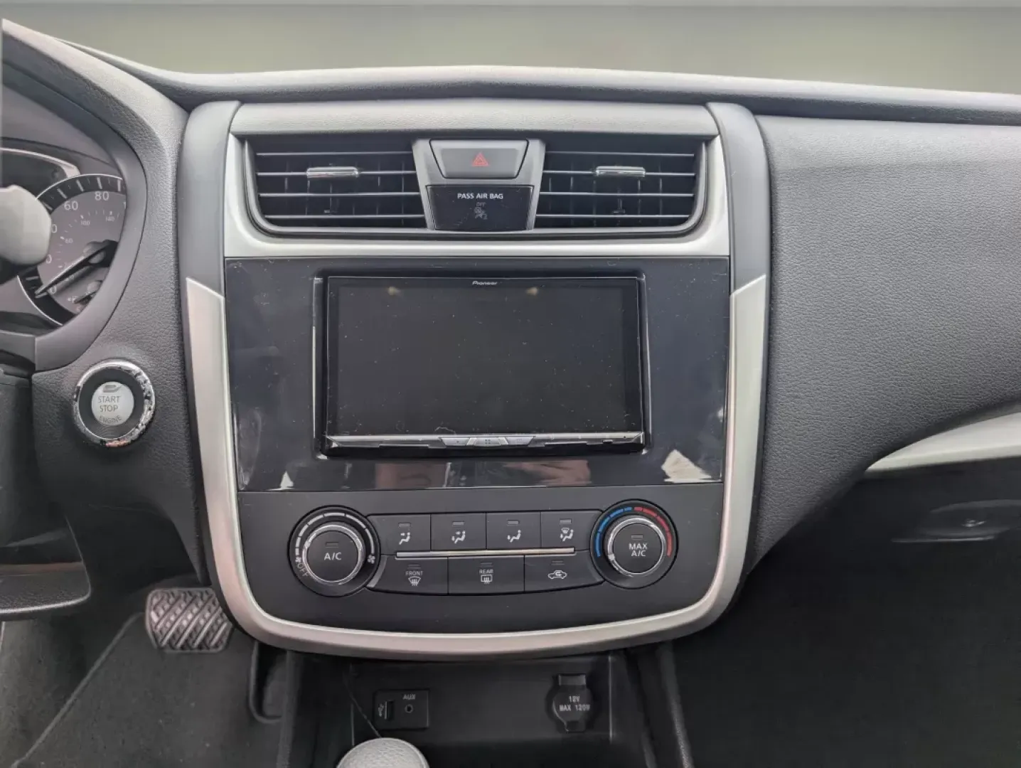 2016 /Charcoal Nissan Altima 2.5 S (1N4AL3AP4GC) with an Other engine, located at 7000 Northlake Connector, Columbus, GA, 31904, (706) 987-8085, 32.524975, -84.978134 - **Discover Your Next Adventure with the 2016 Nissan Altima at Gils Auto - Phenix City!**<br /> <br /> Are you a growing family looking for a reliable sedan that can handle daily commutes while providing comfort and style? Or perhaps you're a budget-conscious buyer searching for a vehicle with guaran - Photo#14