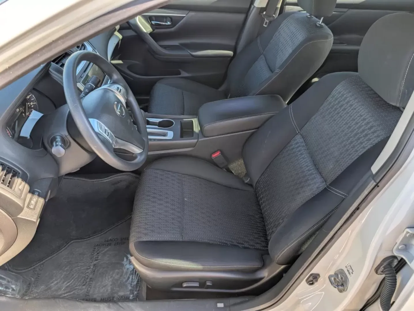 2016 /Charcoal Nissan Altima 2.5 S (1N4AL3AP0GN) with an Other engine, located at 3959 U.S. 80 W, Phenix City, AL, 36870, (334) 297-4885, 32.469296, -85.135185 - Are you ready to upgrade your daily commute or take the family on unforgettable road trips? Look no further than this stunning 2016 Nissan Altima 2.5 S, now available at Gils Auto in Phenix City, AL! This sleek sedan is perfect for budget-conscious buyers seeking both style and reliability. With a s - Photo#10