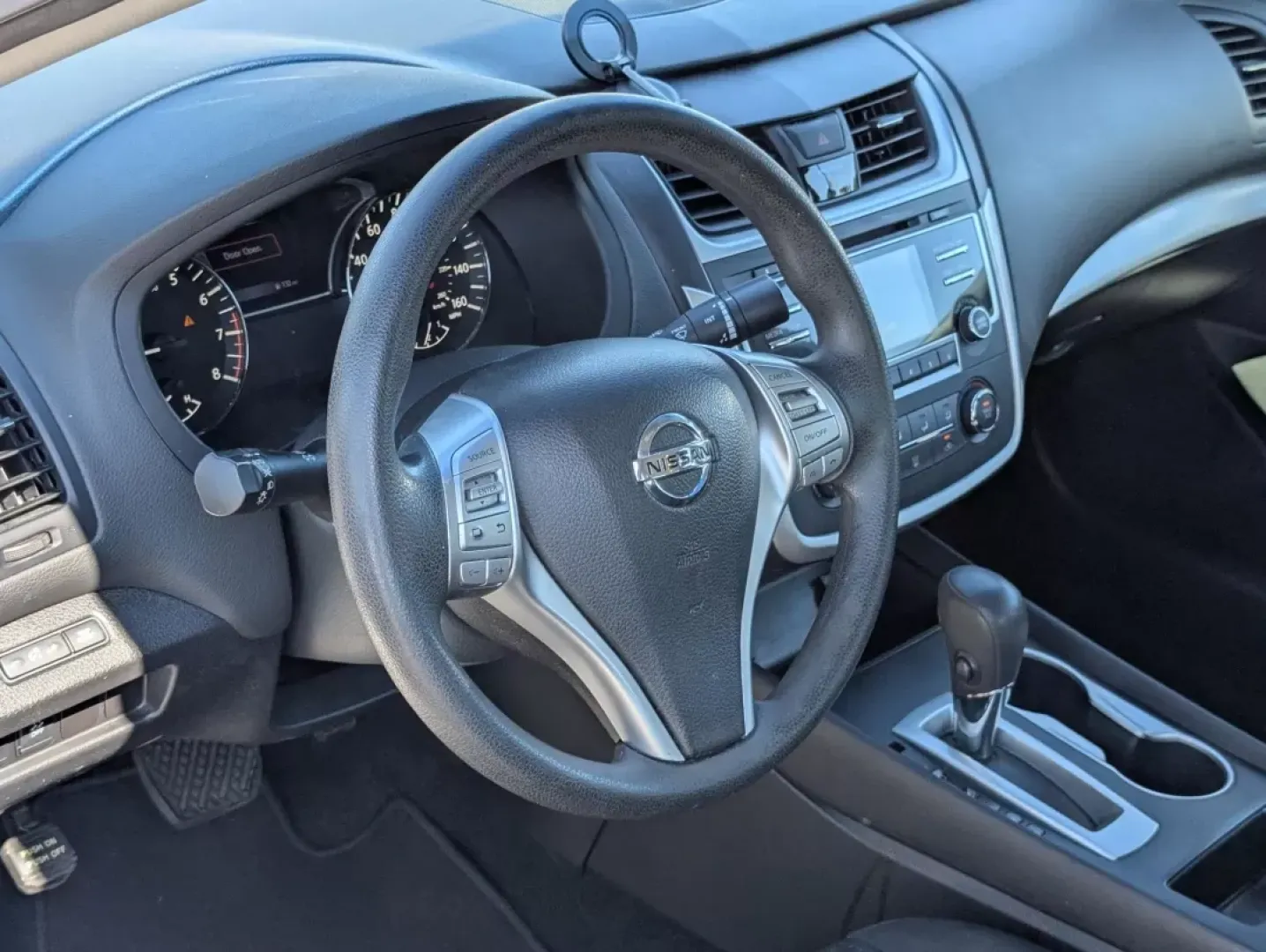 2016 Nissan Altima (1N4AL3AP8GC) with an Other engine, located at 3959 U.S. 80 W, Phenix City, AL, 36870, (334) 297-4885, 32.469296, -85.135185 - **Discover the Perfect Blend of Comfort and Reliability with the 2016 Nissan Altima at Gils Auto!**<br /> <br /> Are you searching for a dependable sedan that effortlessly combines style, comfort, and affordability? Look no further! The 2016 Nissan Altima, available at Gils Auto in Phenix City, AL, - Photo#9