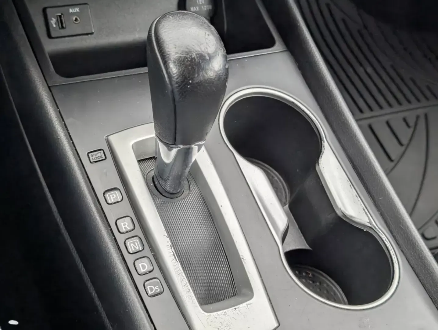 2016 /Charcoal Nissan Altima 2.5 SR (1N4AL3AP2GC) with an Other engine, located at 804 22nd Ave, Phenix City, AL, 36870, (334) 297-1860, 32.484749, -85.024475 - **Cruise in Style with the 2016 Nissan Altima 2.5 SR: Perfect for Your Daily Commute and Weekend Getaways!**<br /> <br /> Are you searching for a vehicle that effortlessly blends style, comfort, and efficiency? Look no further than this sleek 2016 Nissan Altima 2.5 SR, available now at Gils Auto in - Photo#14