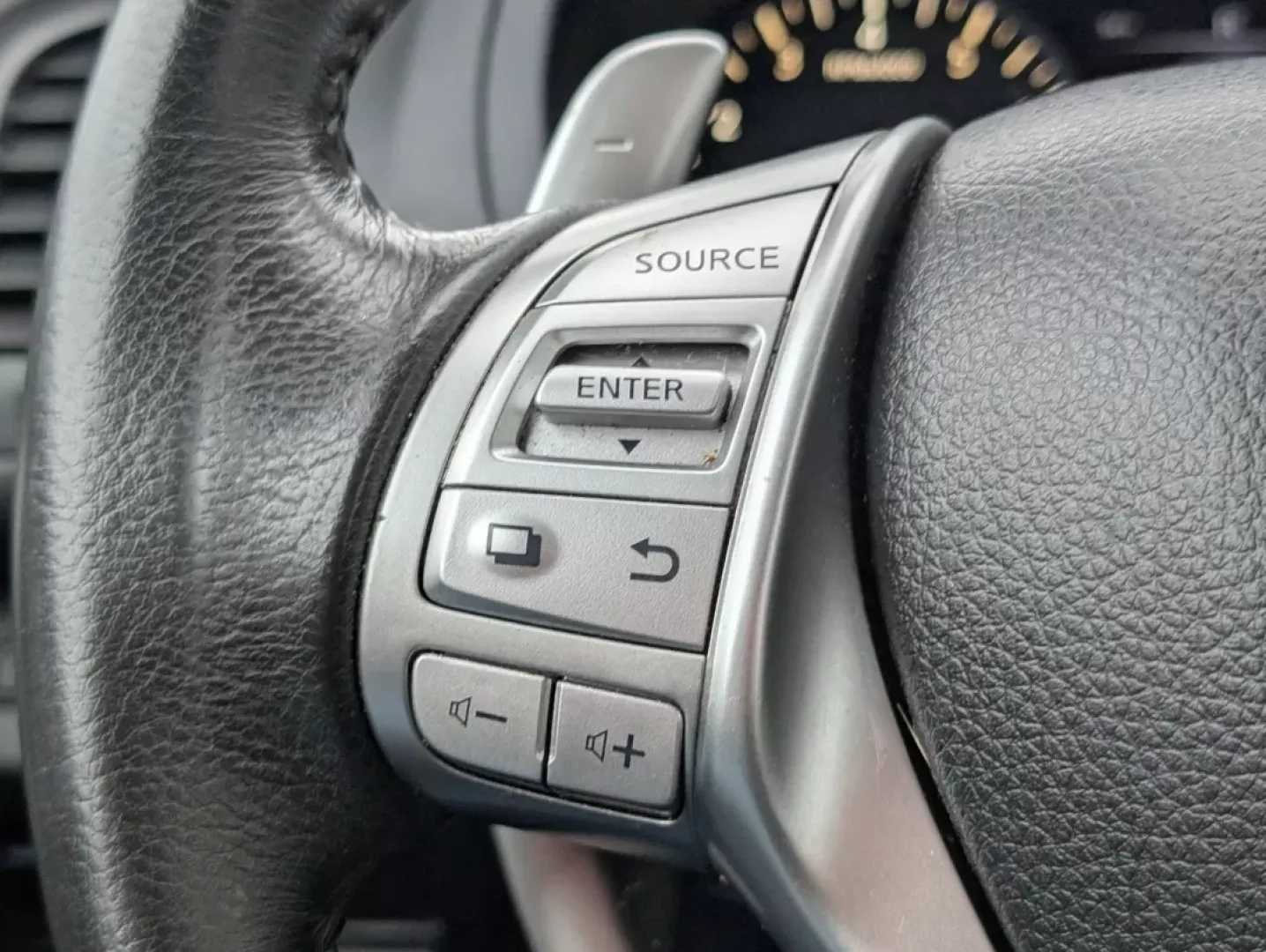 2016 /Charcoal Nissan Altima 2.5 SR (1N4AL3AP2GC) with an Other engine, located at 804 22nd Ave, Phenix City, AL, 36870, (334) 297-1860, 32.484749, -85.024475 - **Cruise in Style with the 2016 Nissan Altima 2.5 SR: Perfect for Your Daily Commute and Weekend Getaways!**<br /> <br /> Are you searching for a vehicle that effortlessly blends style, comfort, and efficiency? Look no further than this sleek 2016 Nissan Altima 2.5 SR, available now at Gils Auto in - Photo#17