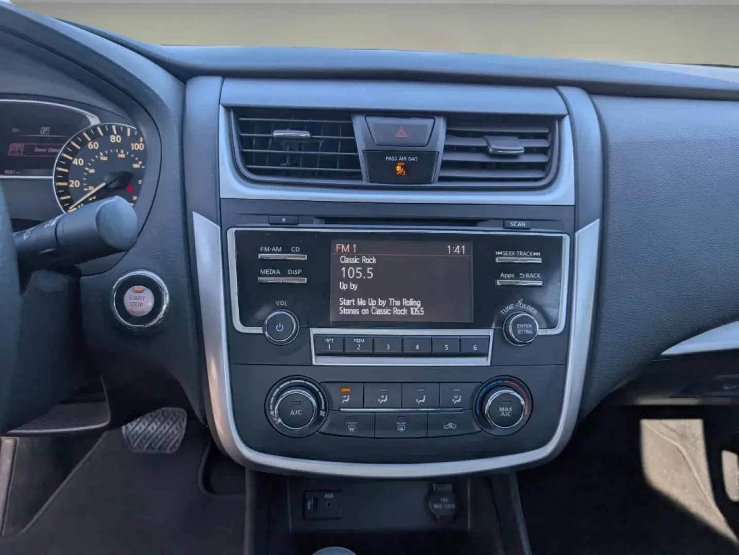 2016 /Charcoal Nissan Altima 2.5 S (1N4AL3AP3GC) with an Other engine, located at 5115 14th Ave., Columbus, GA, 31904, (706) 323-0345, 32.511494, -84.971046 - Experience a new level of driving with the 2016 Nissan Altima 2.5 S, a blend of style, reliability, and comfort-ideal for both daily commutes and weekend getaways. Whether you're a growing family navigating the bustling streets of Phenix City or a budget-conscious buyer searching for low down paymen - Photo#12