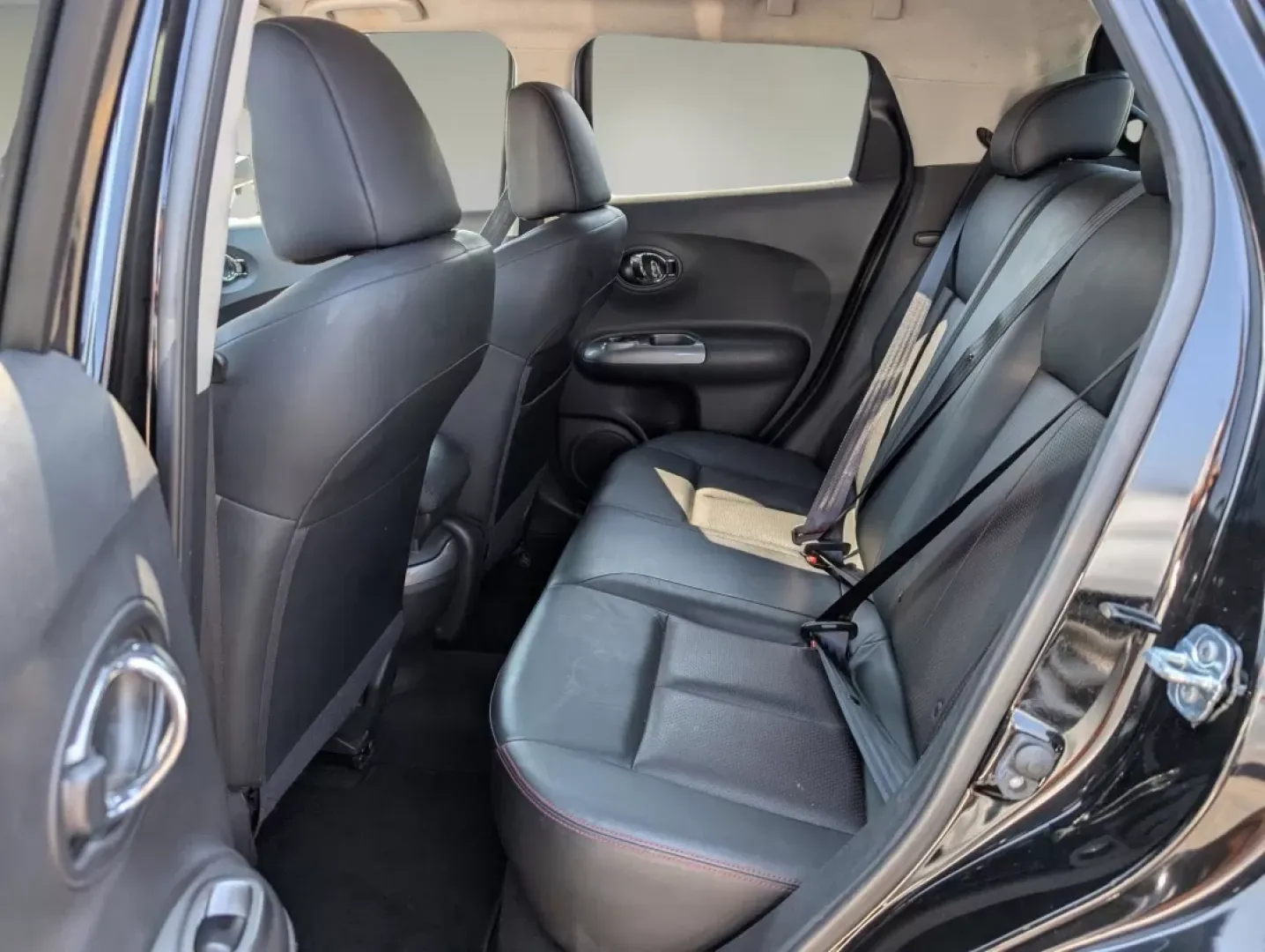 2016 /Black Nissan Juke SL (JN8AF5MR9GT) with an Other engine, located at 5115 14th Ave., Columbus, GA, 31904, (706) 323-0345, 32.511494, -84.971046 - ### Your Perfect Adventure Awaits: 2016 Nissan Juke SL at Gils Auto in Phenix City, AL<br /> <br /> Ready for your next journey? Whether you're embarking on daily commutes or planning weekend getaways, the 2016 Nissan Juke SL is designed for those who crave a dynamic lifestyle. With its sporty exter - Photo#10