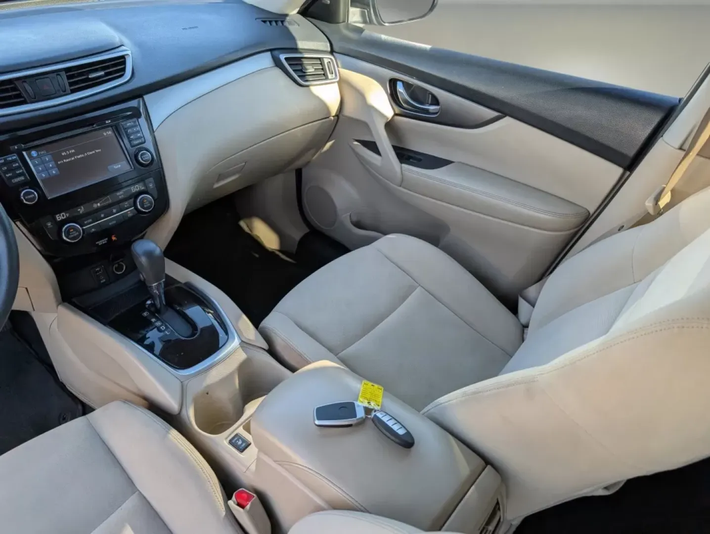 2016 /Almond Nissan Rogue SV (KNMAT2MV8GP) with an Other engine, located at 3959 U.S. 80 W, Phenix City, AL, 36870, (334) 297-4885, 32.469296, -85.135185 - **Elevate Your Adventures with the 2016 Nissan Rogue SV AWD Perfect for Your Lifestyle!**<br /> <br /> Are you looking for the ideal vehicle that combines space, safety, and style? Look no further than this stunning 2016 Nissan Rogue SV AWD, now available at Gils Auto, your premier Buy Here Pay Her - Photo#12