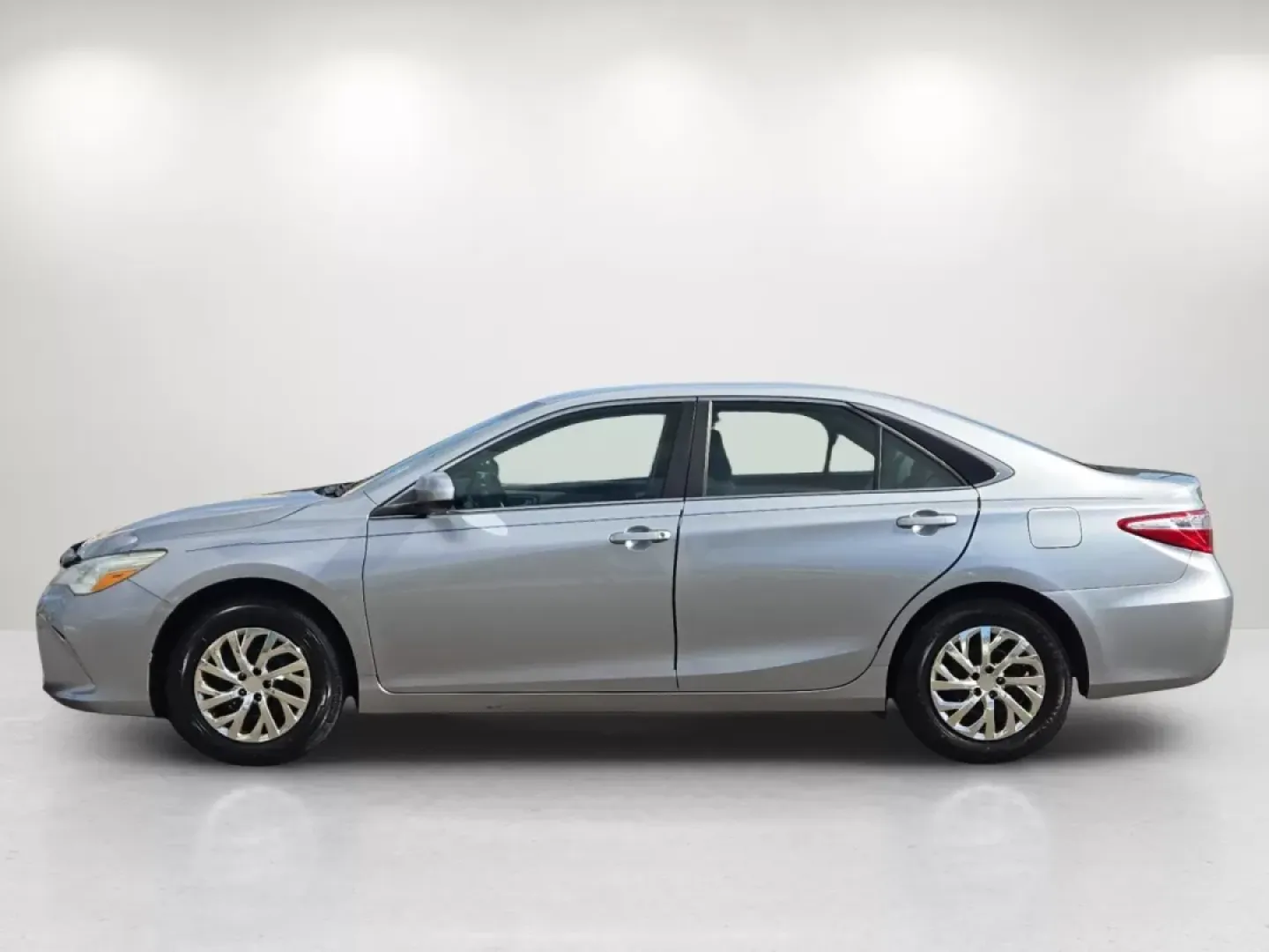 2016 Toyota Camry (4T4BF1FK0GR) with an Other engine, located at 521 Old Farm Lane Rd, Prattville, AL, 36066, (334) 325-1505, 32.482460, -86.416367 - **Discover Your Next Adventure with the 2016 Toyota Camry at Gils Auto - Prattville!**<br /> <br /> Are you in the market for a reliable, stylish sedan that seamlessly fits into your busy lifestyle? Look no further than this stunning 2016 Toyota Camry, now available at Gils Auto, located at 521 Old - Photo#9