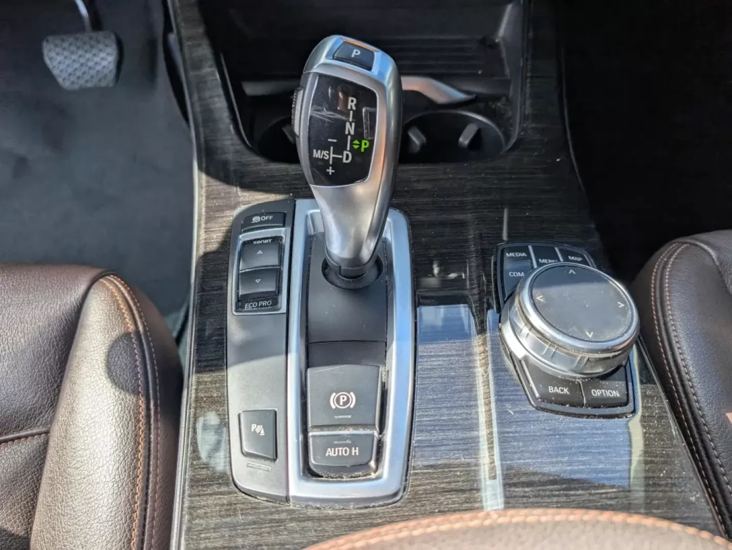 2017 BMW X3 sDrive28i (5UXWZ7C32H0) with an Other engine, located at 1430 Gateway Drive, Opelika, AL, 36801, (334) 239-0944, 32.637871, -85.409790 - Discover the perfect blend of luxury and practicality with the 2017 BMW X3 sDrive28i, available now at Gils Auto in Phenix City, AL. This stunning white sport utility vehicle is designed for those who crave adventure without compromising on comfort. Whether you're navigating daily commutes, embarkin - Photo#12