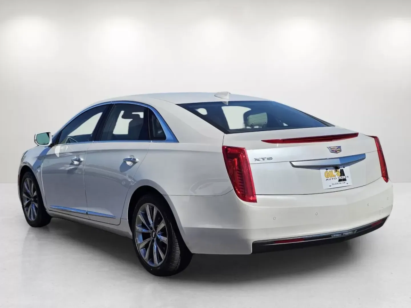 2017 /Shale with Cocoa accents Cadillac XTS (2G61L5S33H9) with an Other engine, located at 521 Old Farm Lane Rd, Prattville, AL, 36066, (334) 325-1505, 32.482460, -86.416367 - **Discover the Ultimate Blend of Luxury and Affordability with the 2017 Cadillac XTS at Gils Auto Prattville!**<br /> <br /> Are you a commuter searching for a sophisticated ride that elevates your daily drive? Or perhaps you're a growing family in need of a spacious sedan that doesn't compromise o - Photo#7