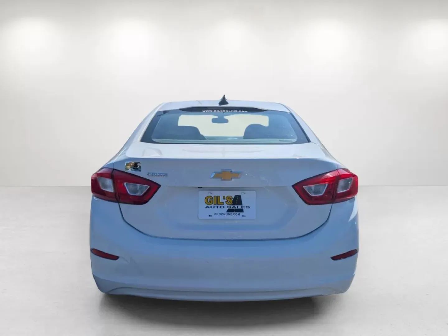 2017 /Dark Atmosphere/Medium Atmosphere Chevrolet Cruze LS (3G1BC5SM0HS) with an Other engine, located at 804 22nd Ave, Phenix City, AL, 36870, (334) 297-1860, 32.484749, -85.024475 - Looking for a reliable vehicle that perfectly balances comfort, efficiency, and style? Whether you're a busy professional navigating daily commutes or a growing family seeking a versatile sedan for school runs and weekend outings, the 2017 Chevrolet Cruze LS is the ideal choice. At Gils Auto in Phen - Photo#5