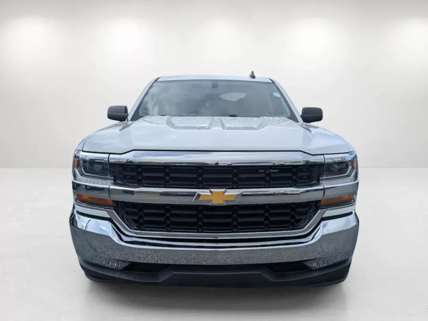 2017 /Dark Ash with Jet Black Interior Accents Chevrolet Silverado 1500 LS (3GCPCNEC5HG) with an Gas V8 5.3L/325 engine, 6-Speed Automatic transmission, located at 3959 U.S. 80 W, Phenix City, AL, 36870, (334) 297-4885, 32.469296, -85.135185 - **Elevate Your Adventures with This 2017 Chevrolet Silverado 1500 at Gils Auto!**<br /> <br /> Are you in search of a reliable vehicle that can handle your busy lifestyle? Whether you're a dedicated commuter, a weekend warrior, or a growing family, the 2017 Chevrolet Silverado 1500 is designed to me - Photo#2