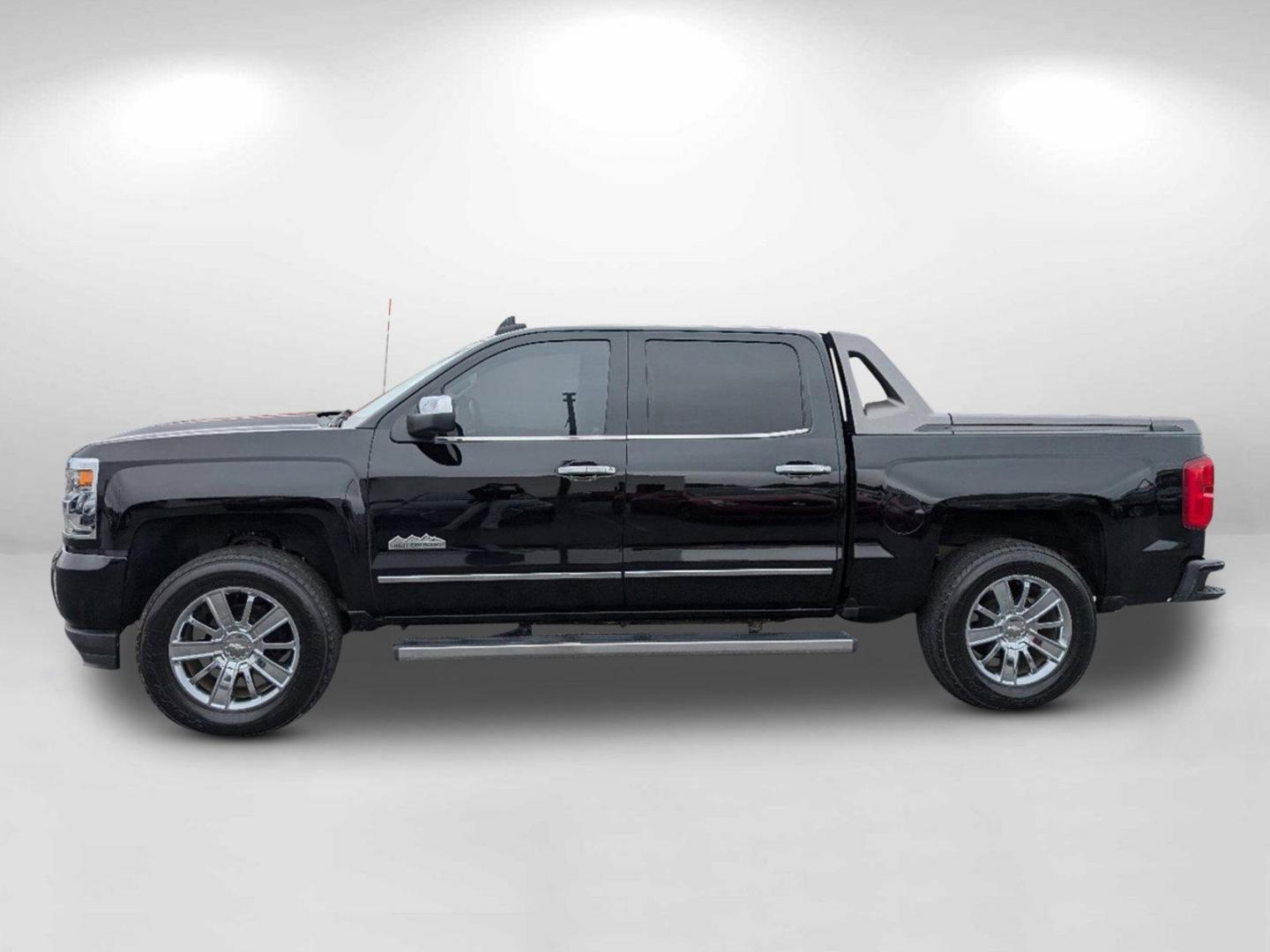 2017 /Saddle Chevrolet Silverado 1500 High Country (3GCUKTEC9HG) with an Gas V8 5.3L/325 engine, 8-Speed Automatic transmission, located at 5115 14th Ave., Columbus, GA, 31904, (706) 323-0345, 32.511494, -84.971046 - 2017 Chevrolet Silverado 1500 High Country - Photo#7