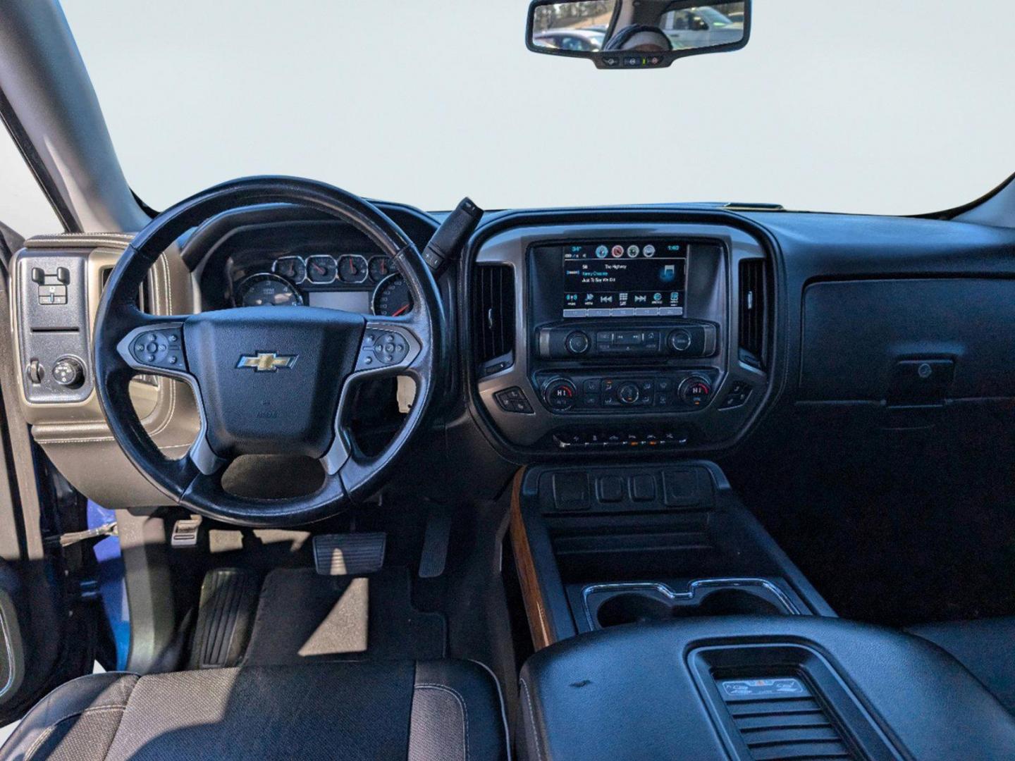 2017 /Jet Black/Medium Ash Gray Piping and Stitching Chevrolet Silverado 1500 High Country (3GCPCTEC4HG) with an Gas V8 5.3L/325 engine, 8-Speed Automatic transmission, located at 5115 14th Ave., Columbus, GA, 31904, (706) 323-0345, 32.511494, -84.971046 - 2017 Chevrolet Silverado 1500 High Country - Photo#11