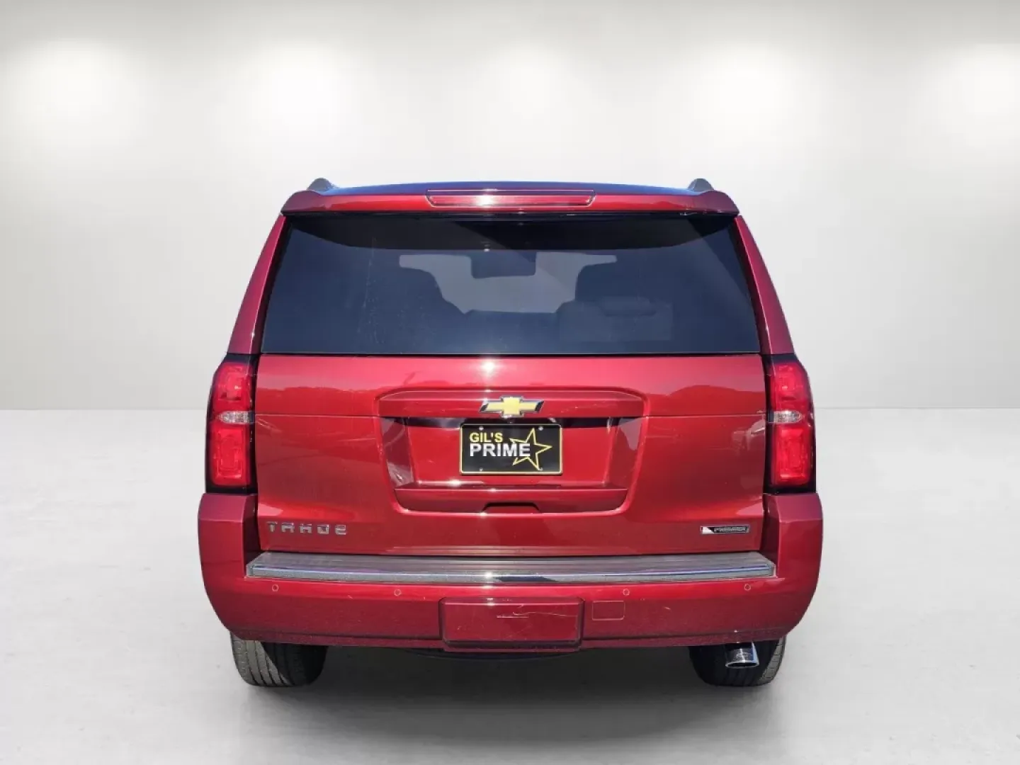 2017 /Cocoa/Dune Chevrolet Tahoe Premier (1GNSCCKC4HR) with an Other engine, located at 7000 Northlake Connector, Columbus, GA, 31904, (706) 987-8085, 32.524975, -84.978134 - Experience the ultimate blend of luxury, power, and versatility with this stunning 2017 Chevrolet Tahoe Premier, available now at Gils Auto in Phenix City, AL. Perfect for families, weekend adventurers, or those with long commutes, this SUV offers unparalleled comfort and advanced technology feature - Photo#5