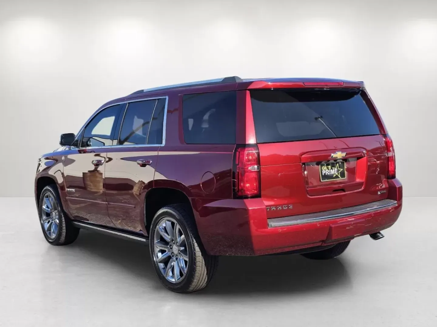 2017 /Cocoa/Dune Chevrolet Tahoe Premier (1GNSCCKC4HR) with an Other engine, located at 7000 Northlake Connector, Columbus, GA, 31904, (706) 987-8085, 32.524975, -84.978134 - Experience the ultimate blend of luxury, power, and versatility with this stunning 2017 Chevrolet Tahoe Premier, available now at Gils Auto in Phenix City, AL. Perfect for families, weekend adventurers, or those with long commutes, this SUV offers unparalleled comfort and advanced technology feature - Photo#6