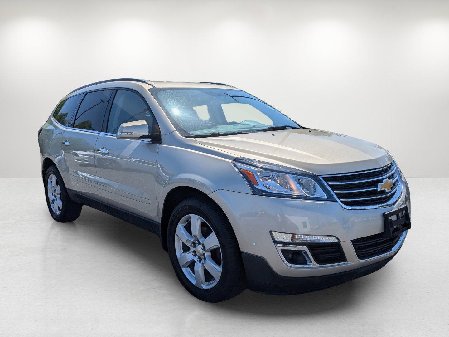 2017 /Dark Titanium/Light Titanium Chevrolet Traverse LT (1GNKRGKDXHJ) with an Gas V6 3.6L/217 engine, 6-Speed Automatic transmission, located at 5115 14th Ave., Columbus, GA, 31904, (706) 323-0345, 32.511494, -84.971046 - 2017 Chevrolet Traverse LT - Photo#2