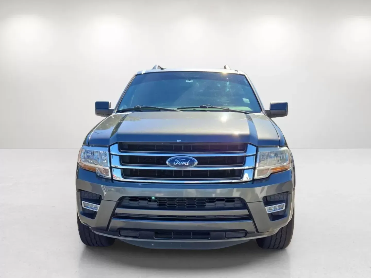 2017 Ford Expedition XLT (1FMJU1HT1HE) with an Other engine, located at 3959 U.S. 80 W, Phenix City, AL, 36870, (334) 297-4885, 32.469296, -85.135185 - ### Unleash Adventure with the 2017 Ford Expedition XLT at Gils Auto!<br /> <br /> Are you ready to elevate your family adventures or weekend getaways? Look no further than the 2017 Ford Expedition XLT, a spacious SUV perfect for those seeking comfort, versatility, and reliability. Whether you're ha - Photo#1