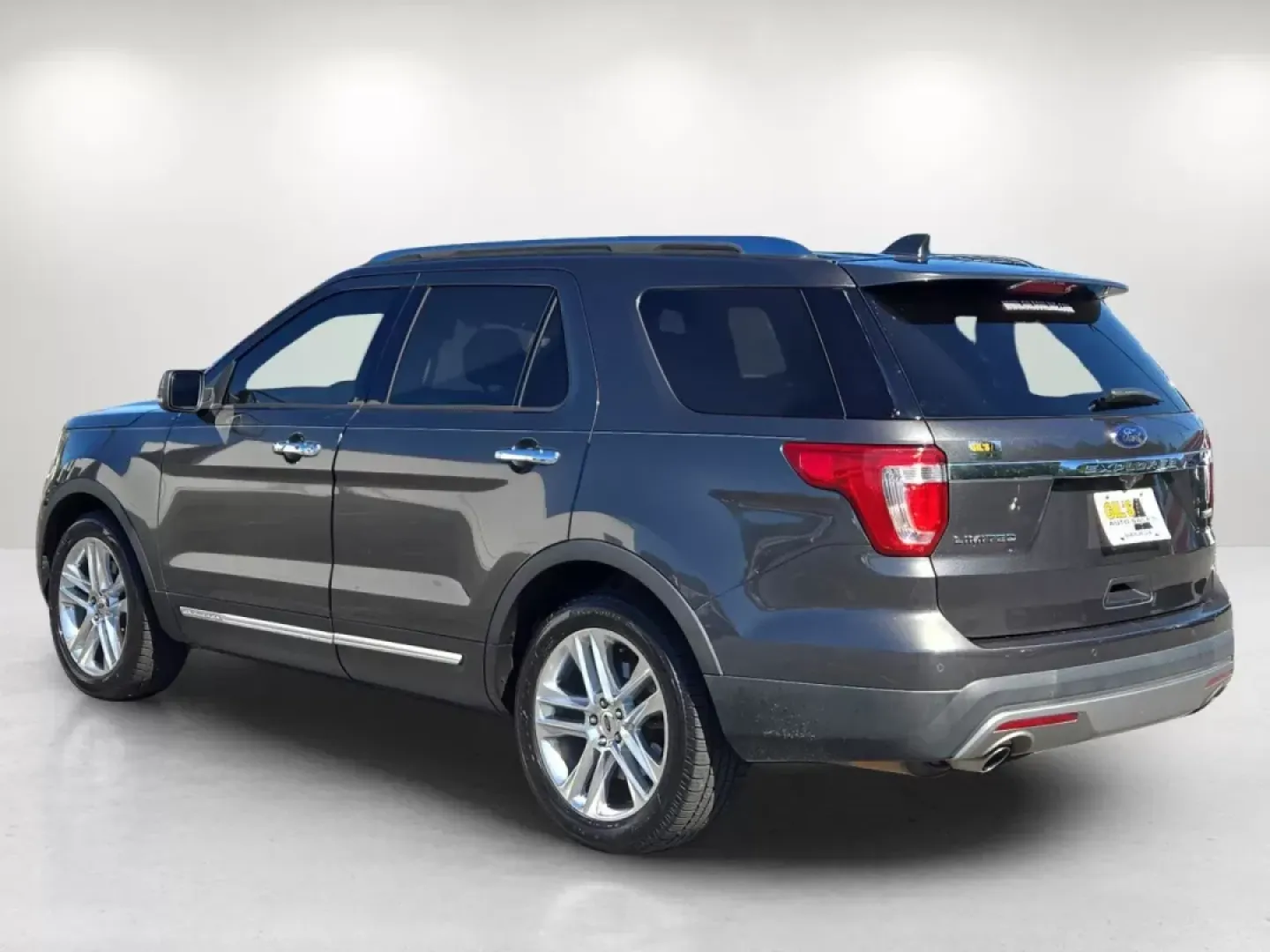 2017 Ford Explorer Limited (1FM5K7FH6HG) with an Other engine, located at 5115 14th Ave., Columbus, GA, 31904, (706) 323-0345, 32.511494, -84.971046 - Are you in the market for a versatile SUV that can keep up with your busy lifestyle? Look no further than the impressive 2017 Ford Explorer Limited, available now at Gils Auto in Phenix City, AL. This exceptional vehicle is perfect for growing families, weekend adventurers, and anyone who needs a re - Photo#7