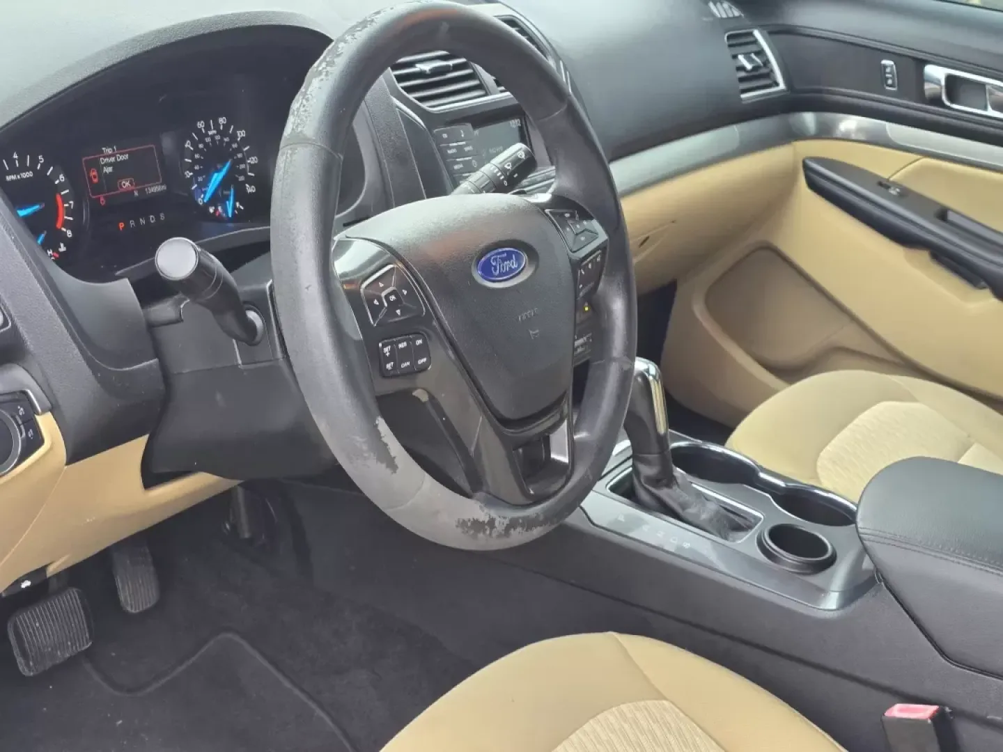 2017 Ford Explorer Base (1FM5K7B82HG) with an Other engine, located at 1430 Gateway Drive, Opelika, AL, 36801, (334) 239-0944, 32.637871, -85.409790 - **Unleash Adventure with the 2017 Ford Explorer at Gils Auto - Phenix City!**<br /> <br /> Are you ready to explore new horizons with your family or embark on thrilling weekend adventures? The 2017 Ford Explorer, available now at Gils Auto in Phenix City, AL, is the perfect vehicle to elevate your l - Photo#10