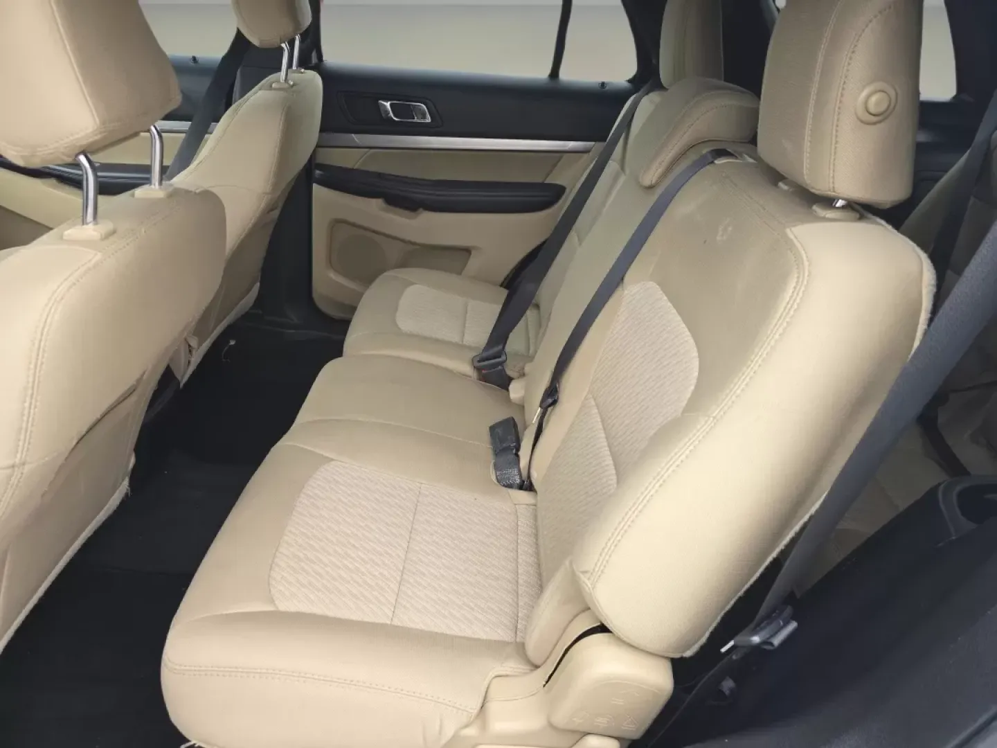 2017 Ford Explorer Base (1FM5K7B82HG) with an Other engine, located at 1430 Gateway Drive, Opelika, AL, 36801, (334) 239-0944, 32.637871, -85.409790 - **Unleash Adventure with the 2017 Ford Explorer at Gils Auto - Phenix City!**<br /> <br /> Are you ready to explore new horizons with your family or embark on thrilling weekend adventures? The 2017 Ford Explorer, available now at Gils Auto in Phenix City, AL, is the perfect vehicle to elevate your l - Photo#12