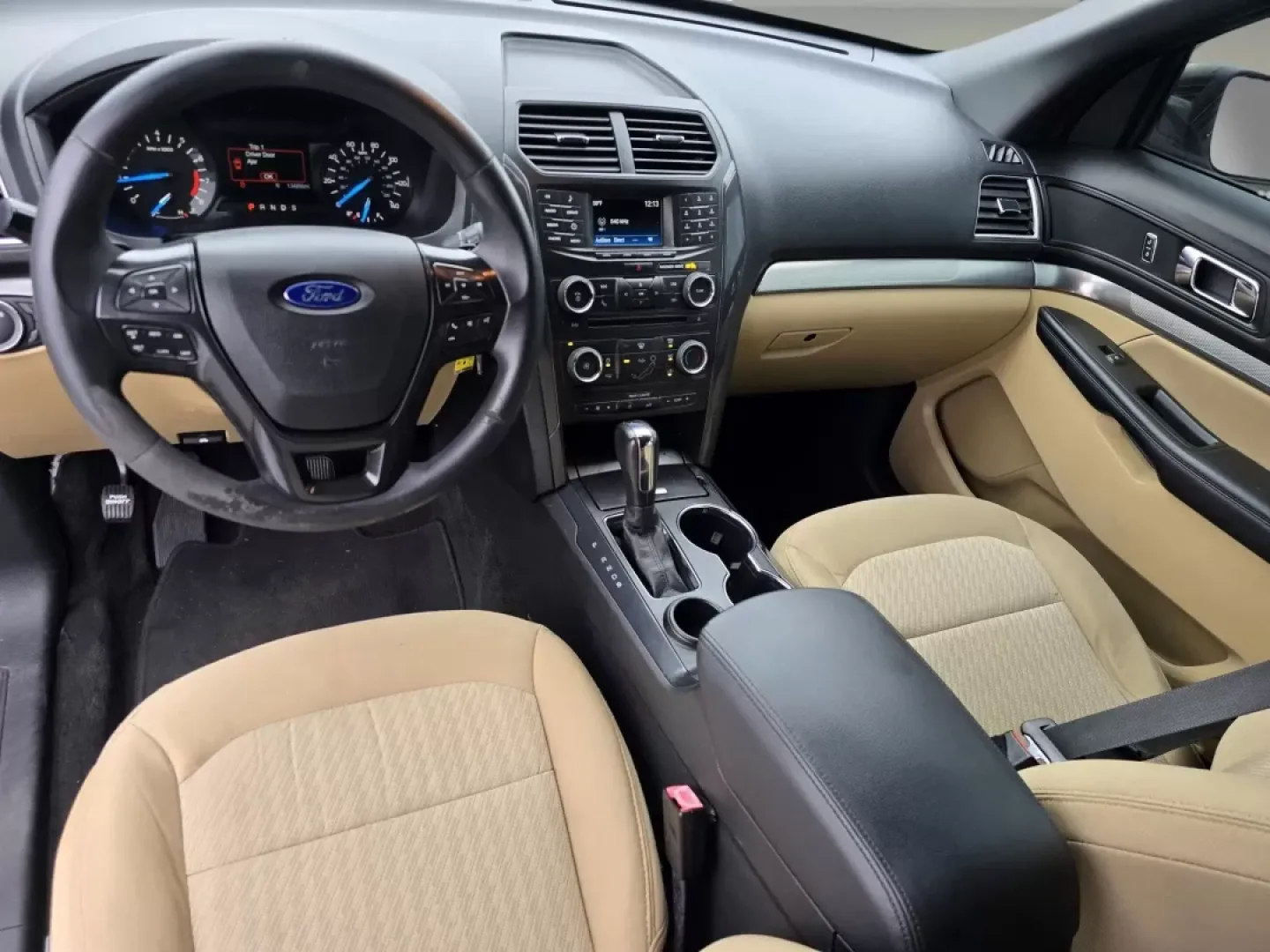 2017 Ford Explorer Base (1FM5K7B82HG) with an Other engine, located at 1430 Gateway Drive, Opelika, AL, 36801, (334) 239-0944, 32.637871, -85.409790 - **Unleash Adventure with the 2017 Ford Explorer at Gils Auto - Phenix City!**<br /> <br /> Are you ready to explore new horizons with your family or embark on thrilling weekend adventures? The 2017 Ford Explorer, available now at Gils Auto in Phenix City, AL, is the perfect vehicle to elevate your l - Photo#14