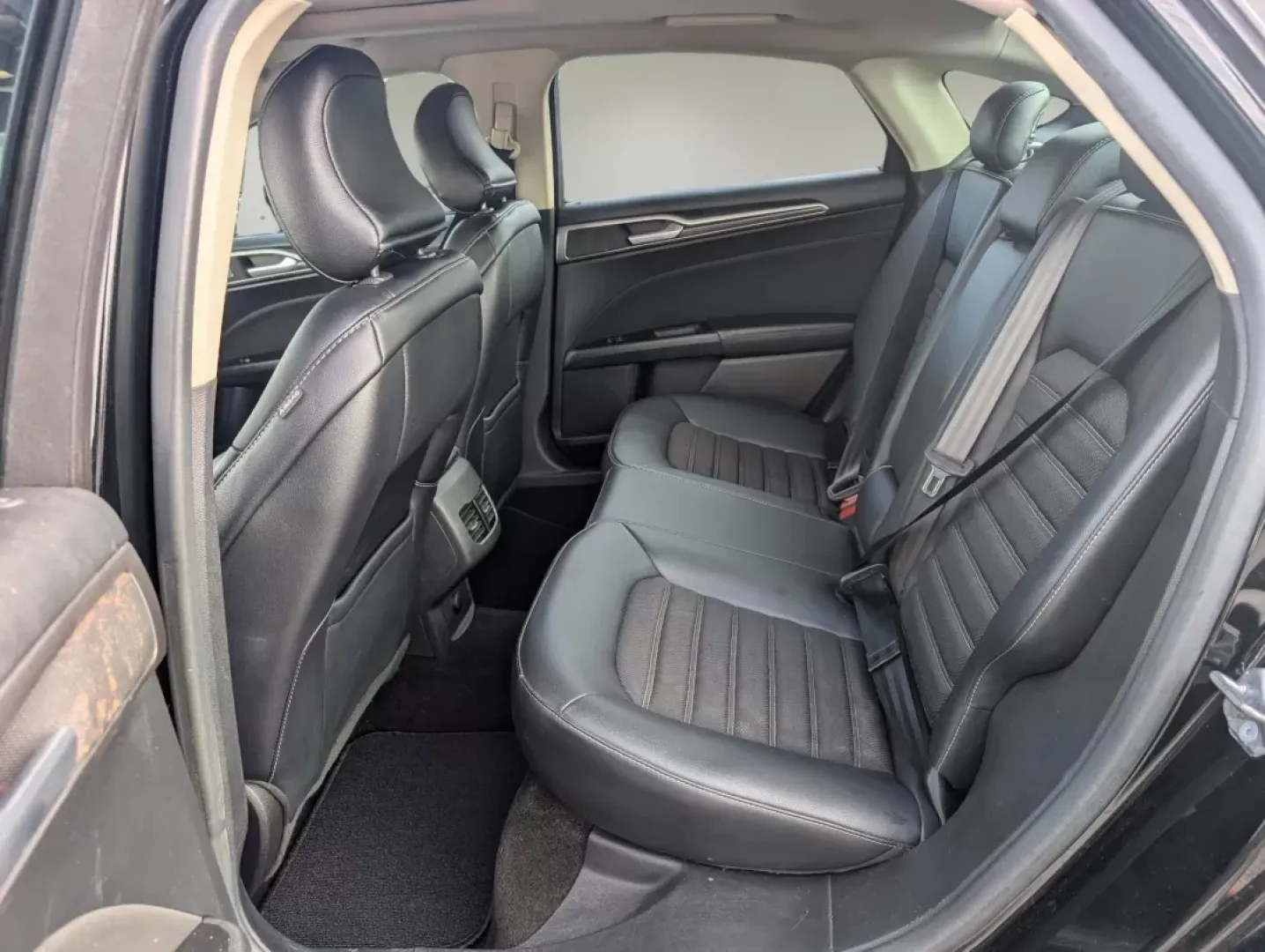 2017 Ford Fusion SE (3FA6P0HD9HR) with an Other engine, located at 3959 U.S. 80 W, Phenix City, AL, 36870, (334) 297-4885, 32.469296, -85.135185 - **Elevate Your Daily Commute with the 2017 Ford Fusion SE at Gils Auto - Phenix City!**<br /> <br /> Are you tired of your daily commute feeling mundane? Transform your journey with the 2017 Ford Fusion SE, designed for those who crave both style and functionality. Whether you're navigating through - Photo#10