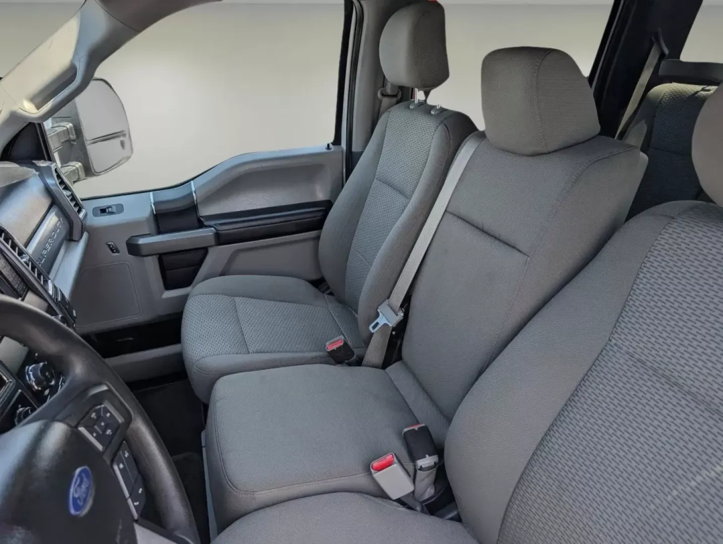 2017 Ford Super Duty F-250 SRW XLT (1FT7W2B61HE) with an Other engine, located at 7000 Northlake Connector, Columbus, GA, 31904, (706) 987-8085, 32.524975, -84.978134 - Are you ready to elevate your weekend adventures or tackle the demands of daily life with unmatched reliability? Meet the 2017 Ford Super Duty F-250 SRW XLT, the versatile crew cab pickup that perfectly blends power, comfort, and advanced technology for families and professionals alike. Whether you' - Photo#10