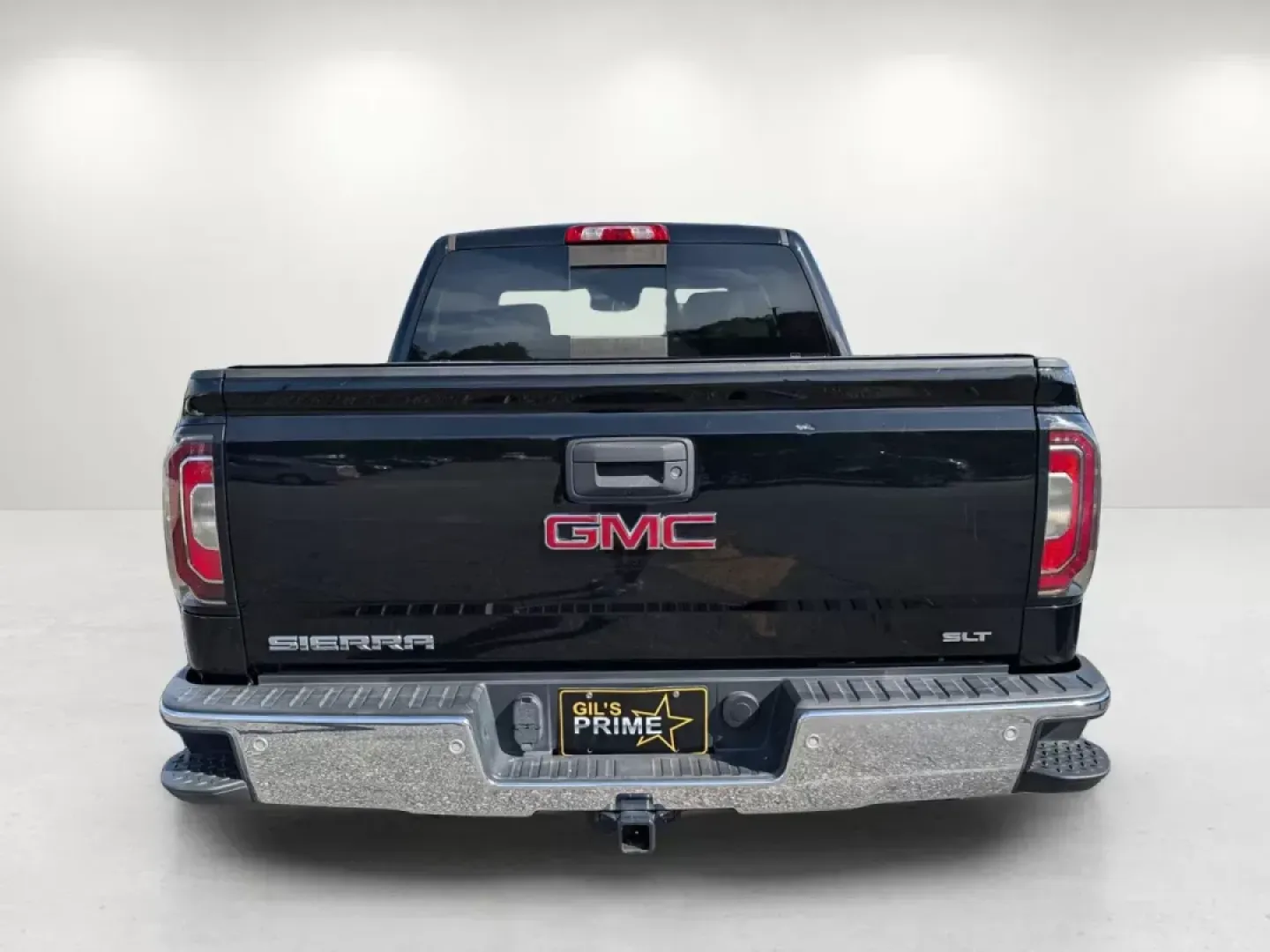 2017 /Dark Ash seats with Jet Black interior accents GMC Sierra 1500 SLT (3GTU2NEC1HG) with an Gas V8 5.3L/325 engine, 8-Speed Automatic transmission, located at 804 22nd Ave, Phenix City, AL, 36870, (334) 297-1860, 32.484749, -85.024475 - 2017 GMC Sierra 1500 SLT - Photo#6
