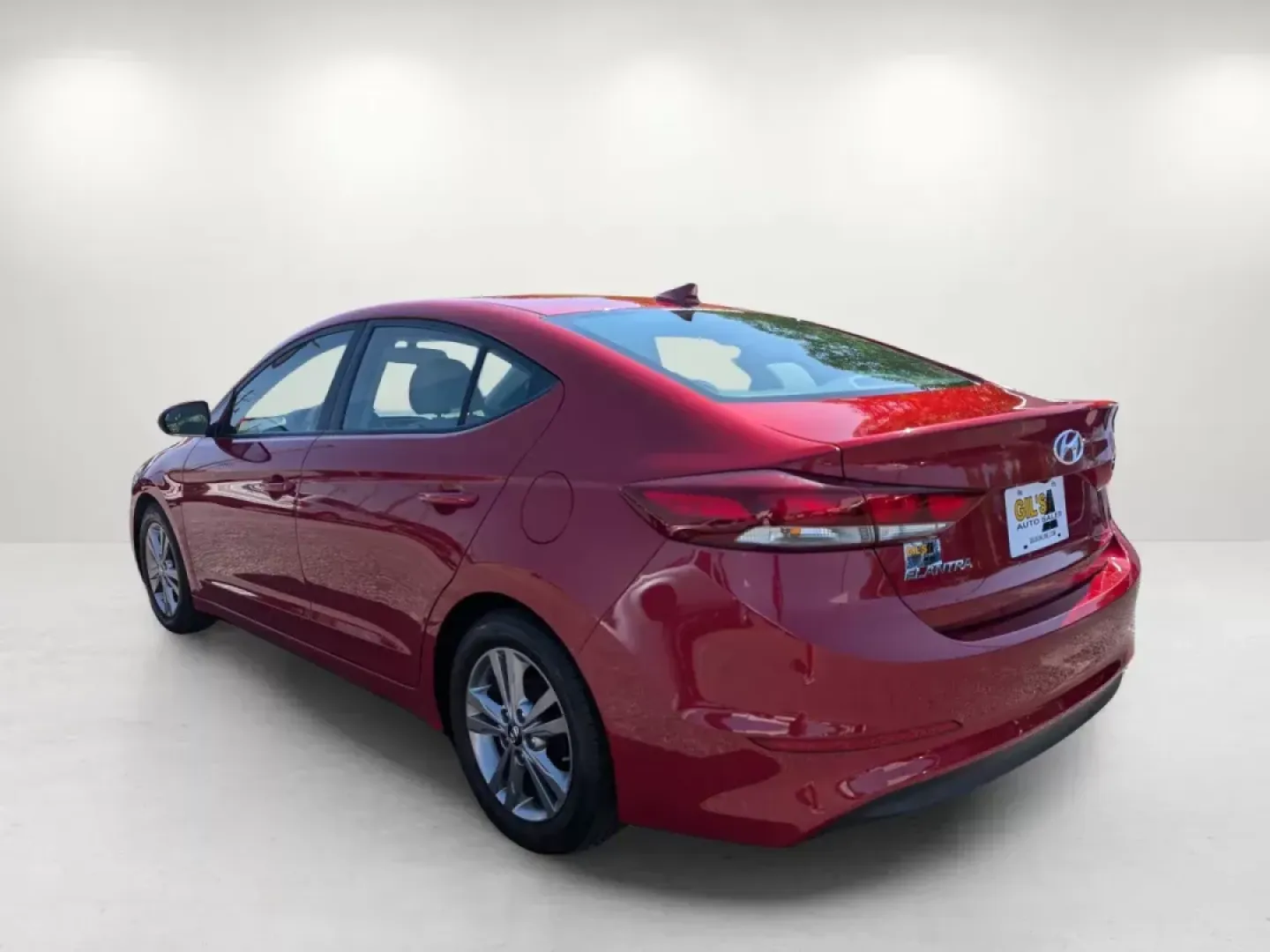 2017 /Beige Hyundai Elantra SE (KMHD84LF0HU) with an Regular Unleaded I-4 2.0 L/122 engine, located at 804 22nd Ave, Phenix City, AL, 36870, (334) 297-1860, 32.484749, -85.024475 - 2017 Hyundai Elantra SE - Photo#6