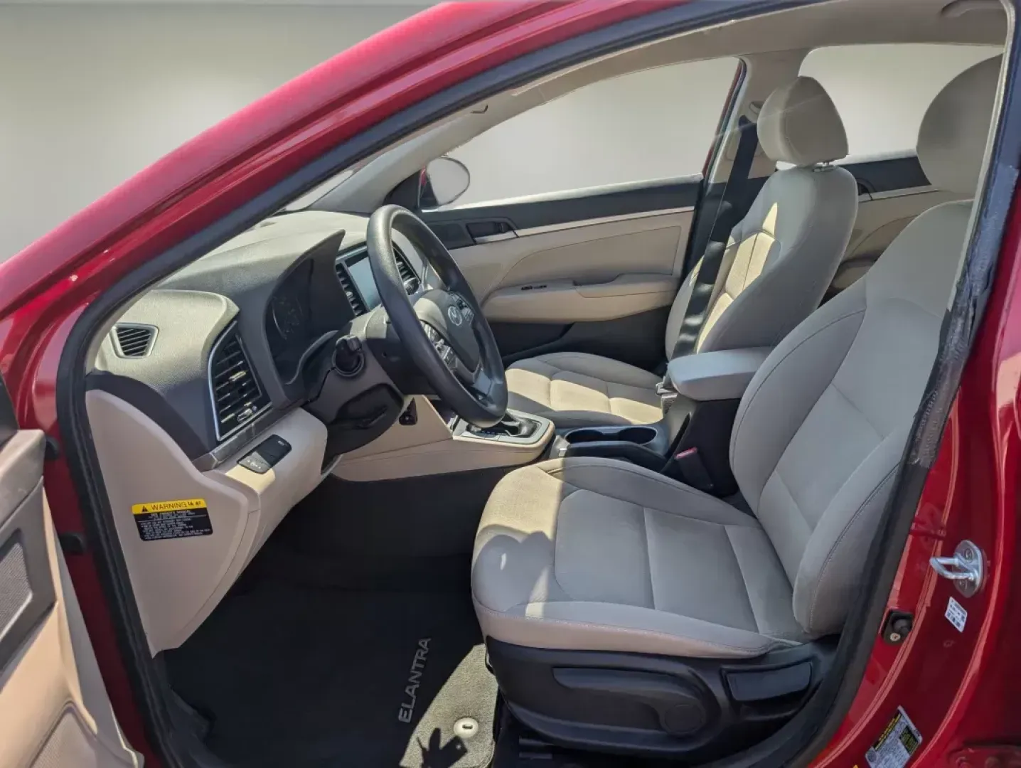 2017 /Beige Hyundai Elantra SE (KMHD84LF0HU) with an Regular Unleaded I-4 2.0 L/122 engine, located at 804 22nd Ave, Phenix City, AL, 36870, (334) 297-1860, 32.484749, -85.024475 - 2017 Hyundai Elantra SE - Photo#9