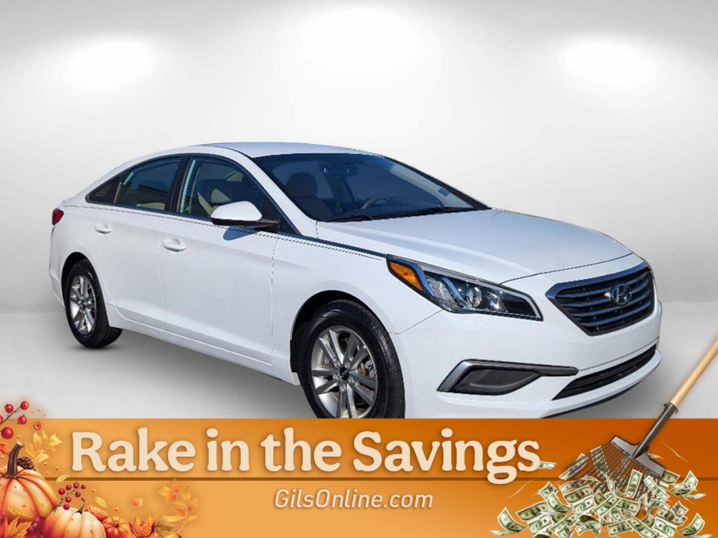 2017 /Beige Hyundai Sonata SE (5NPE24AF2HH) with an Regular Unleaded I-4 2.4 L/144 engine, 6-Speed Automatic w/OD transmission, located at 3959 U.S. 80 W, Phenix City, AL, 36870, (334) 297-4885, 32.469296, -85.135185 - 2017 Hyundai Sonata SE - Photo#2