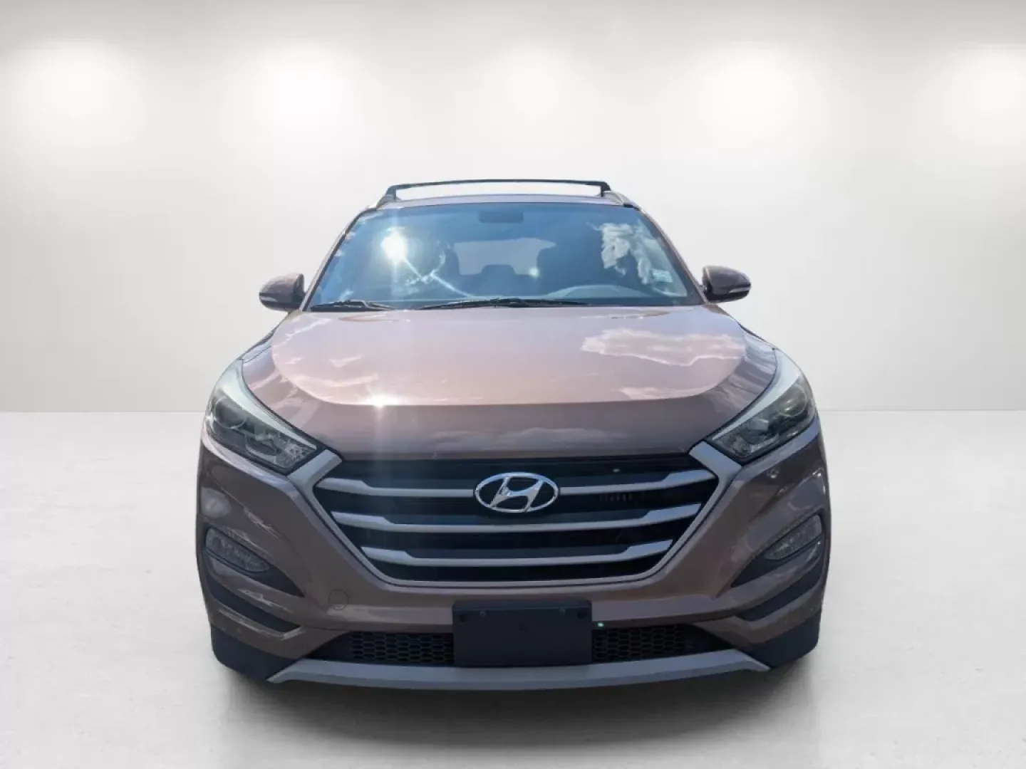 2017 /Beige Hyundai Tucson Sport (KM8J33A27HU) with an Other engine, located at 3959 U.S. 80 W, Phenix City, AL, 36870, (334) 297-4885, 32.469296, -85.135185 - **Unleash Your Adventures with a 2017 Hyundai Tucson Sport at Gils Auto - Phenix City!**<br /> <br /> Are you ready to take on life's journeys with comfort, style, and practicality? Whether you're commuting to work, shuttling your growing family, or embarking on weekend getaways, the 2017 Hyundai Tu - Photo#2