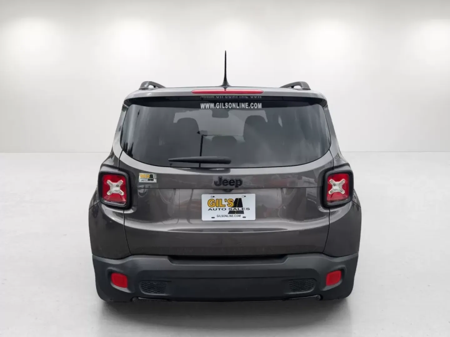 2017 /Black Jeep Renegade Altitude (ZACCJABB4HP) with an Other engine, located at 7000 Northlake Connector, Columbus, GA, 31904, (706) 987-8085, 32.524975, -84.978134 - Are you searching for the perfect vehicle for your next adventure or daily commute? Look no further! Gils Auto in Phenix City, AL, has just what you need with this stunning 2017 Jeep Renegade Altitude. With a versatile design and plenty of tech features, this crossover is ideal for both weekend geta - Photo#5