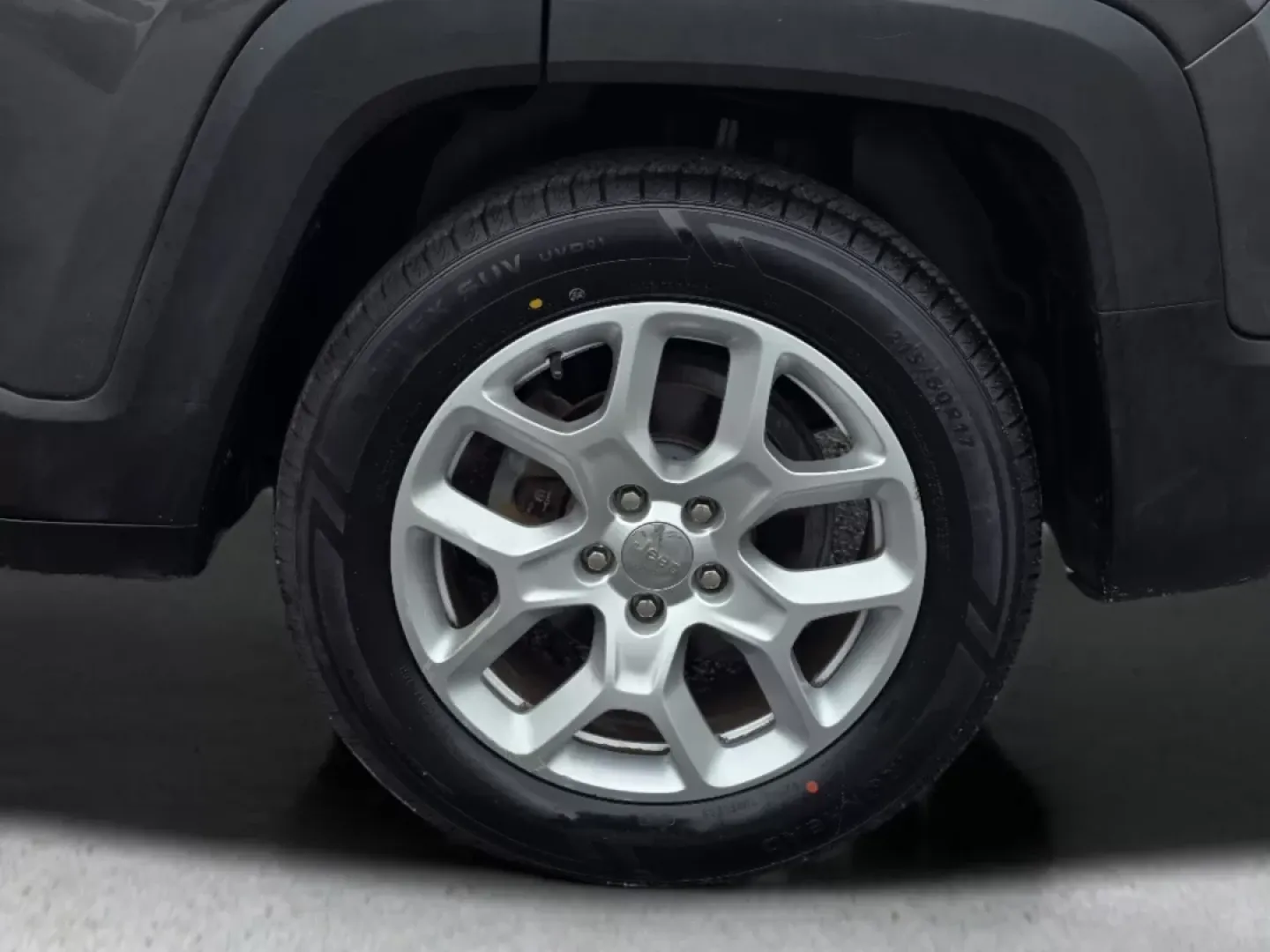 2017 /Black Jeep Renegade Latitude (ZACCJABB8HP) with an Other engine, located at 804 22nd Ave, Phenix City, AL, 36870, (334) 297-1860, 32.484749, -85.024475 - **Adventure Awaits: Explore the 2017 Jeep Renegade Latitude at Gils Auto**<br /> <br /> Are you ready to elevate your weekend adventures or tackle your daily commute with flair? The 2017 Jeep Renegade Latitude is the perfect crossover for those who crave both style and functionality. With its rugged - Photo#8