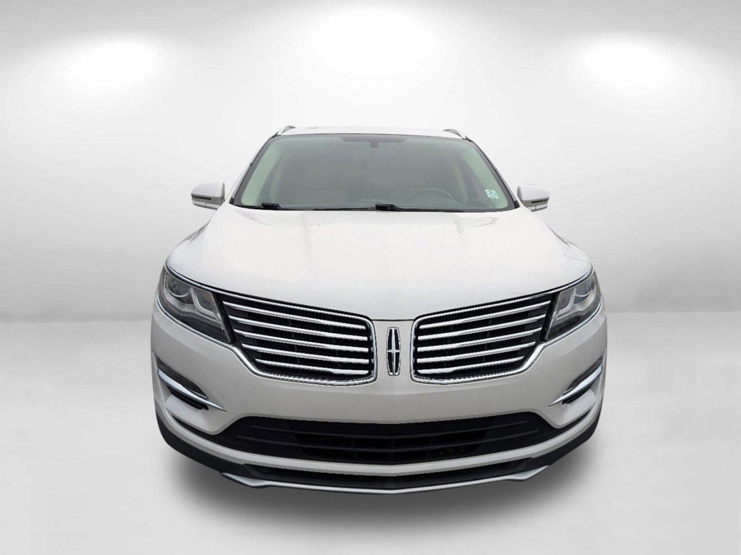 2017 Lincoln MKC Select (5LMCJ2C93HU) with an Intercooled Turbo Premium Unleaded I-4 2.0 L/122 engine, 6-Speed Automatic w/OD transmission, located at 3959 U.S. 80 W, Phenix City, AL, 36870, (334) 297-4885, 32.469296, -85.135185 - 2017 Lincoln MKC Select - Photo#1