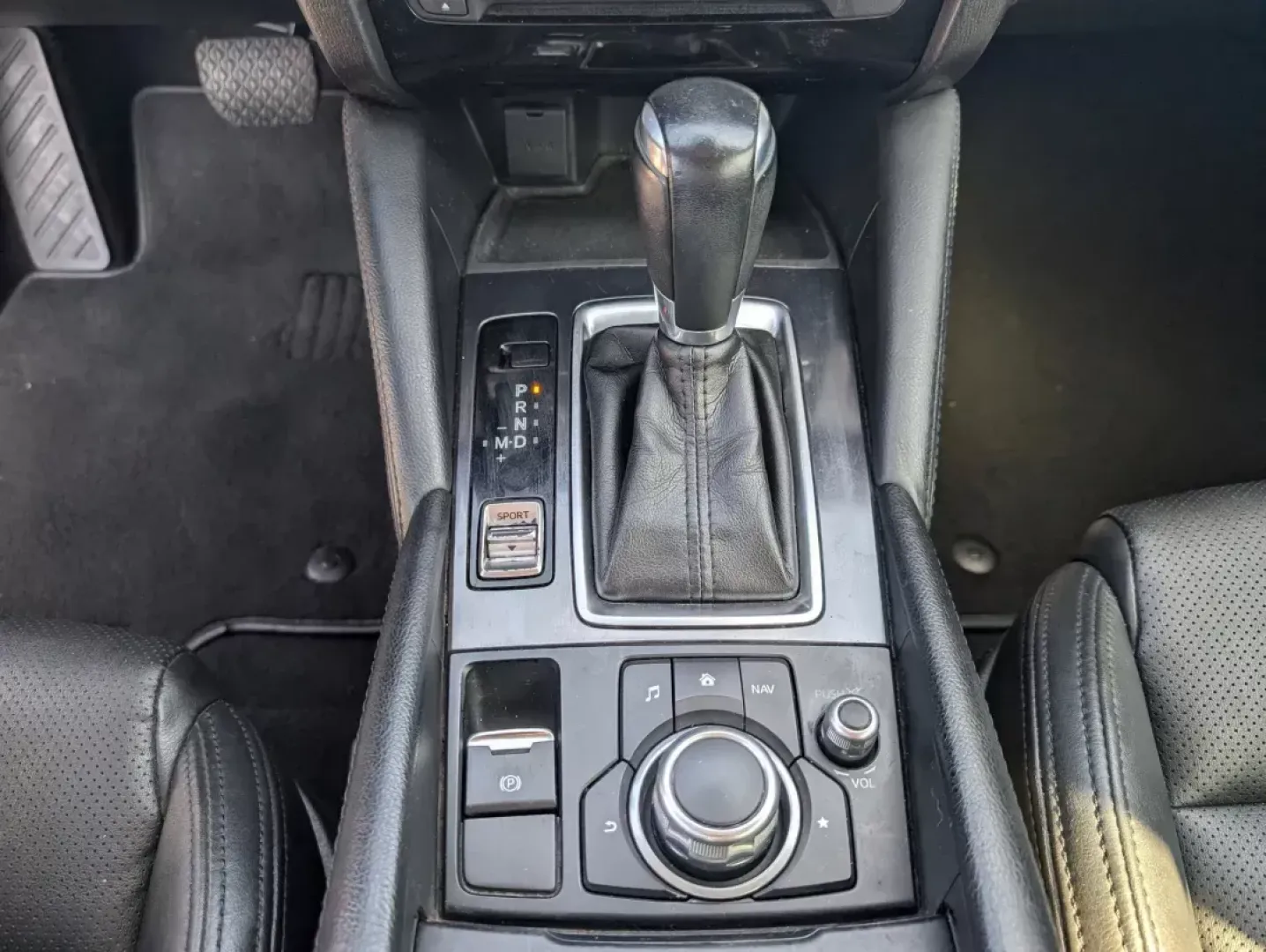 2017 /Black Mazda Mazda6 Touring (JM1GL1V50H1) with an Other engine, located at 804 22nd Ave, Phenix City, AL, 36870, (334) 297-1860, 32.484749, -85.024475 - **Unleash Your Adventurous Spirit with the 2017 Mazda6!**<br /> <br /> At Gils Auto - Phenix City #2, we understand that life is about experiences. Whether you're navigating a bustling city, embarking on weekend getaways, or simply commuting to work, the 2017 Mazda6 is the perfect companion for all - Photo#12