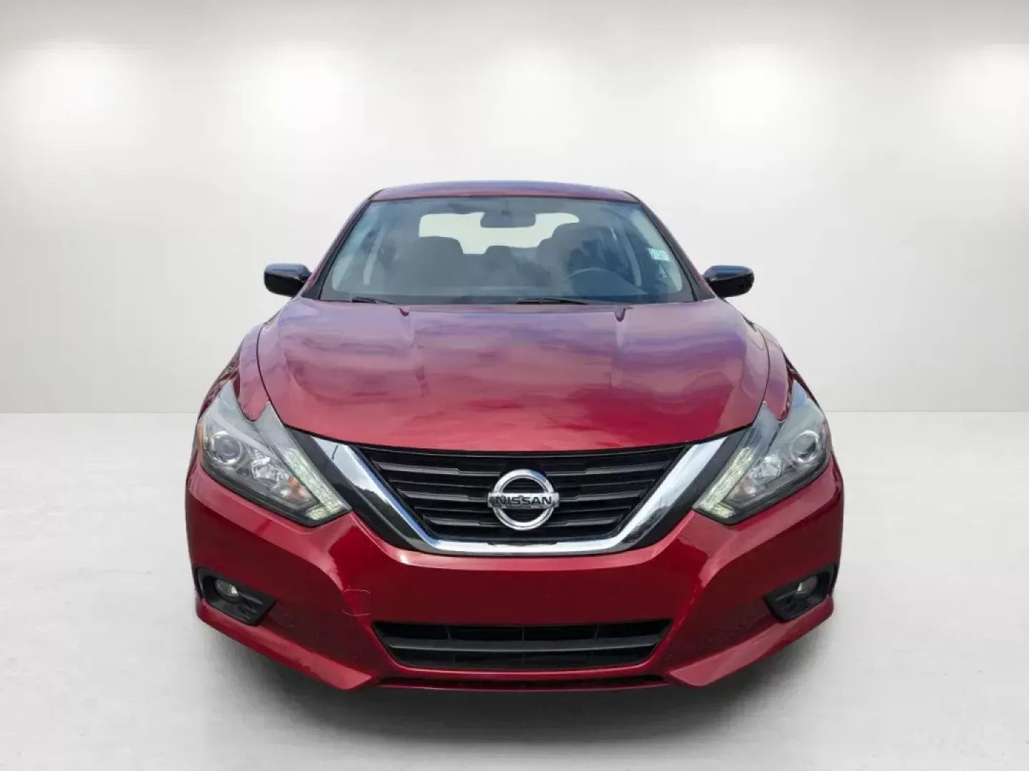 2017 /Sport Interior Nissan Altima 2.5 SR (1N4AL3AP2HC) with an Regular Unleaded I-4 2.5 L/152 engine, 1-Speed CVT w/OD transmission, located at 3959 U.S. 80 W, Phenix City, AL, 36870, (334) 297-4885, 32.469296, -85.135185 - 2017 Nissan Altima 2.5 SR - Photo#1