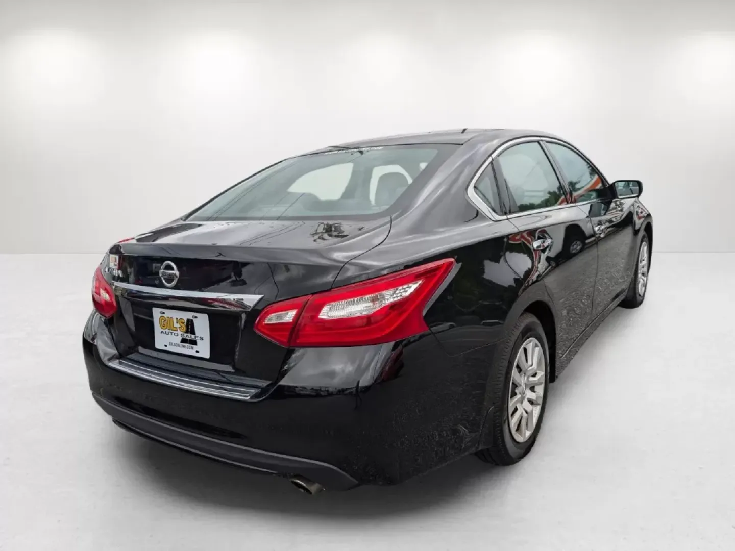 2017 /Charcoal Nissan Altima 2.5 S (1N4AL3AP1HC) with an Other engine, located at 804 22nd Ave, Phenix City, AL, 36870, (334) 297-1860, 32.484749, -85.024475 - ### Unleash Your Daily Adventures with the 2017 Nissan Altima 2.5 S<br /> <br /> Are you ready to elevate your daily commute or weekend adventures? Look no further than the stunning **2017 Nissan Altima 2.5 S**, available now at **Gils Auto** in **Phenix City, AL**. This sleek, sophisticated sedan i - Photo#4