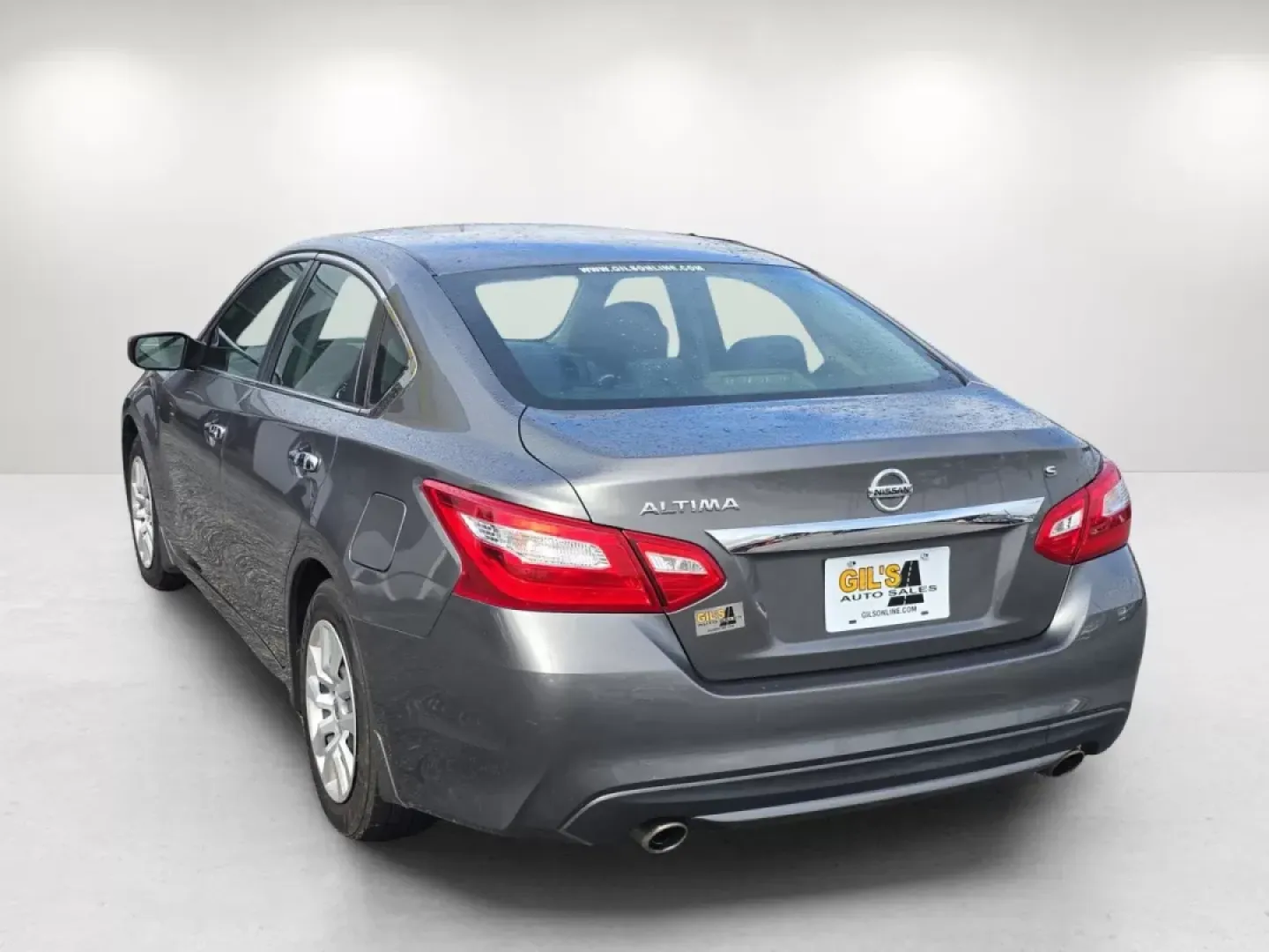 2017 /Charcoal Nissan Altima 2.5 S (1N4AL3AP8HN) with an Other engine, located at 3959 U.S. 80 W, Phenix City, AL, 36870, (334) 297-4885, 32.469296, -85.135185 - Looking for a reliable sedan that meets your busy lifestyle? The 2017 Nissan Altima 2.5 S is the perfect blend of comfort, efficiency, and modern convenience, making it an ideal choice for budget-conscious buyers, commuters, or families on the go. With its sleek Gun Metallic exterior and spacious ch - Photo#7