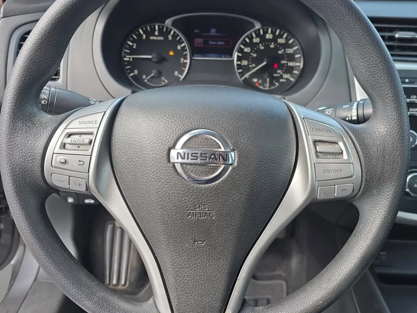 2017 /Charcoal Nissan Altima 2.5 S (1N4AL3AP8HN) with an Other engine, located at 3959 U.S. 80 W, Phenix City, AL, 36870, (334) 297-4885, 32.469296, -85.135185 - Looking for a reliable sedan that meets your busy lifestyle? The 2017 Nissan Altima 2.5 S is the perfect blend of comfort, efficiency, and modern convenience, making it an ideal choice for budget-conscious buyers, commuters, or families on the go. With its sleek Gun Metallic exterior and spacious ch - Photo#14