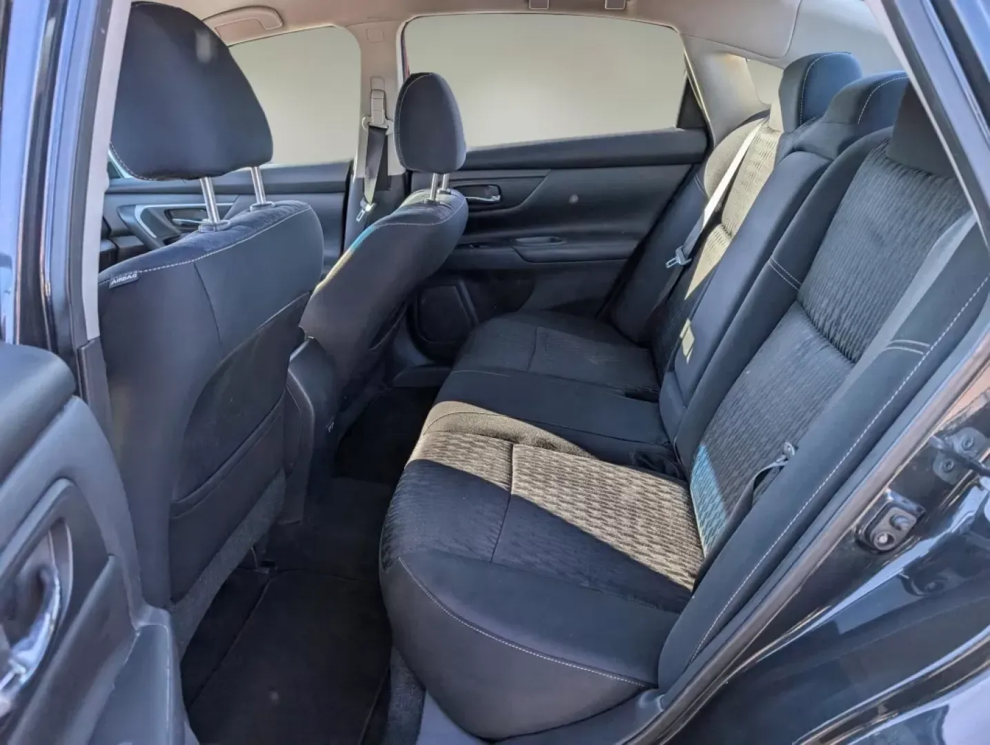 2017 /Charcoal Nissan Altima 2.5 S (1N4AL3AP3HC) with an Other engine, located at 7000 Northlake Connector, Columbus, GA, 31904, (706) 987-8085, 32.524975, -84.978134 - Discover the perfect blend of style, comfort, and practicality with the 2017 Nissan Altima 2.5 S, available now at Gils Auto in Columbus, GA. If you're a commuter looking for a reliable vehicle to navigate the hustle and bustle of daily life or a growing family that values safety and efficiency, thi - Photo#13