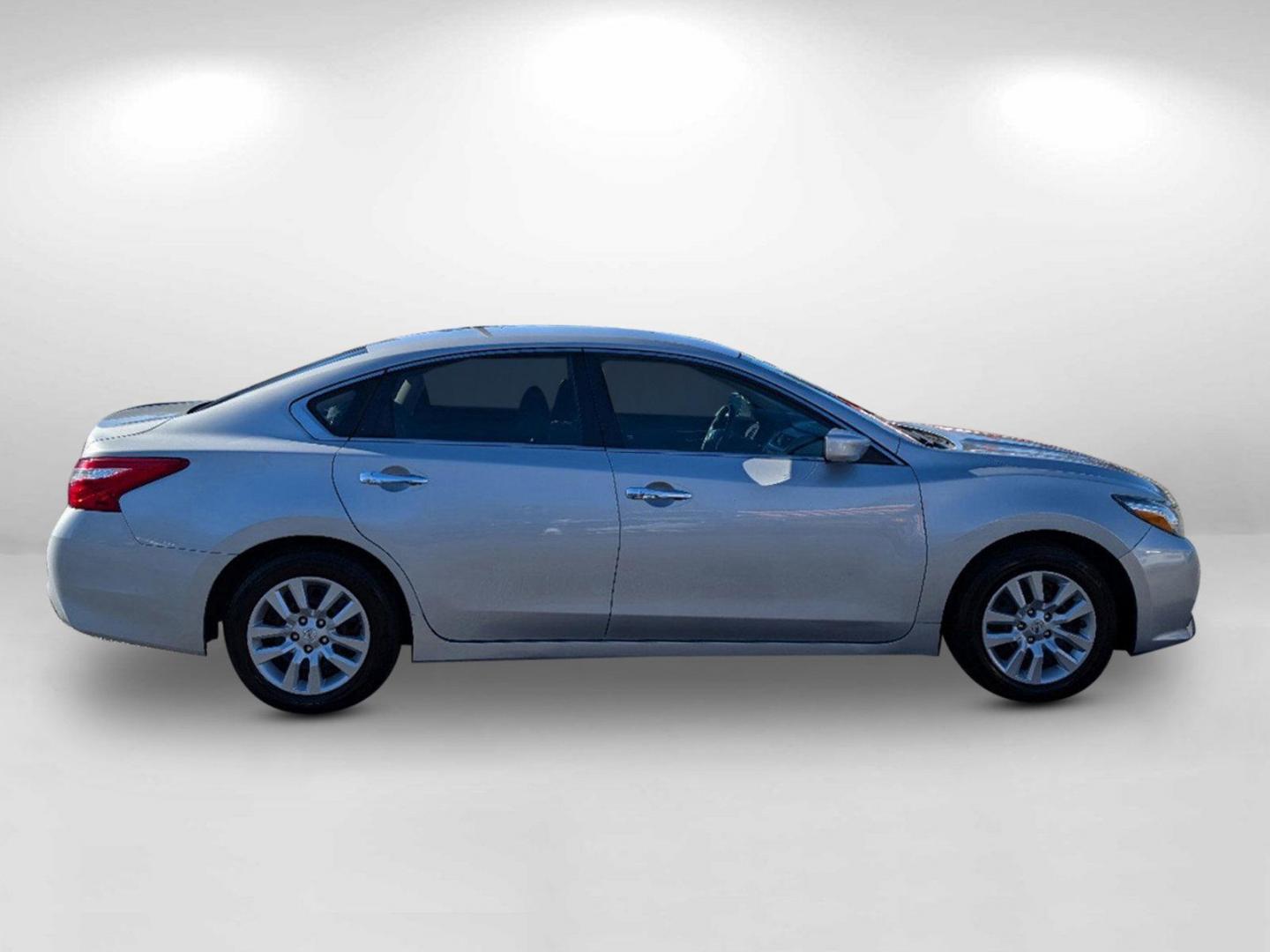 2017 /Charcoal Nissan Altima 2.5 S (1N4AL3AP8HN) with an Regular Unleaded I-4 2.5 L/152 engine, 1-Speed CVT w/OD transmission, located at 804 22nd Ave, Phenix City, AL, 36870, (334) 297-1860, 32.484749, -85.024475 - 2017 Nissan Altima 2.5 S - Photo#3