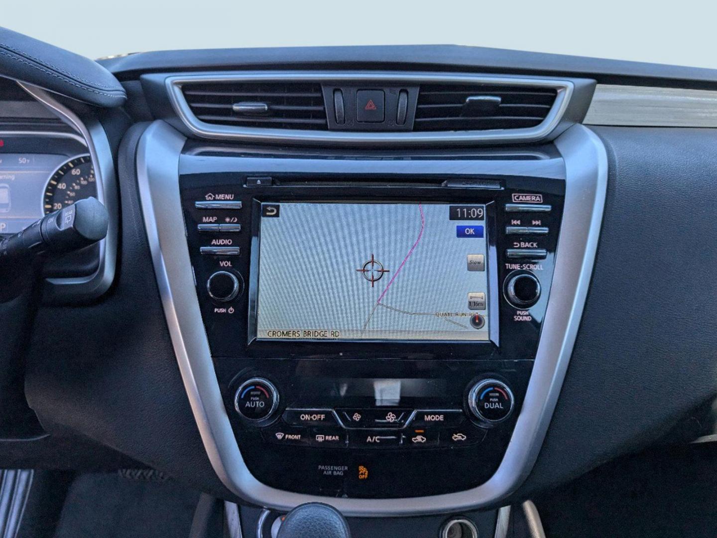 2017 /Graphite Nissan Murano S (5N1AZ2MGXHN) with an Regular Unleaded V-6 3.5 L/213 engine, 1-Speed CVT w/OD transmission, located at 7000 Northlake Connector, Columbus, GA, 31904, (706) 987-8085, 32.524975, -84.978134 - 2017 Nissan Murano S - Photo#11