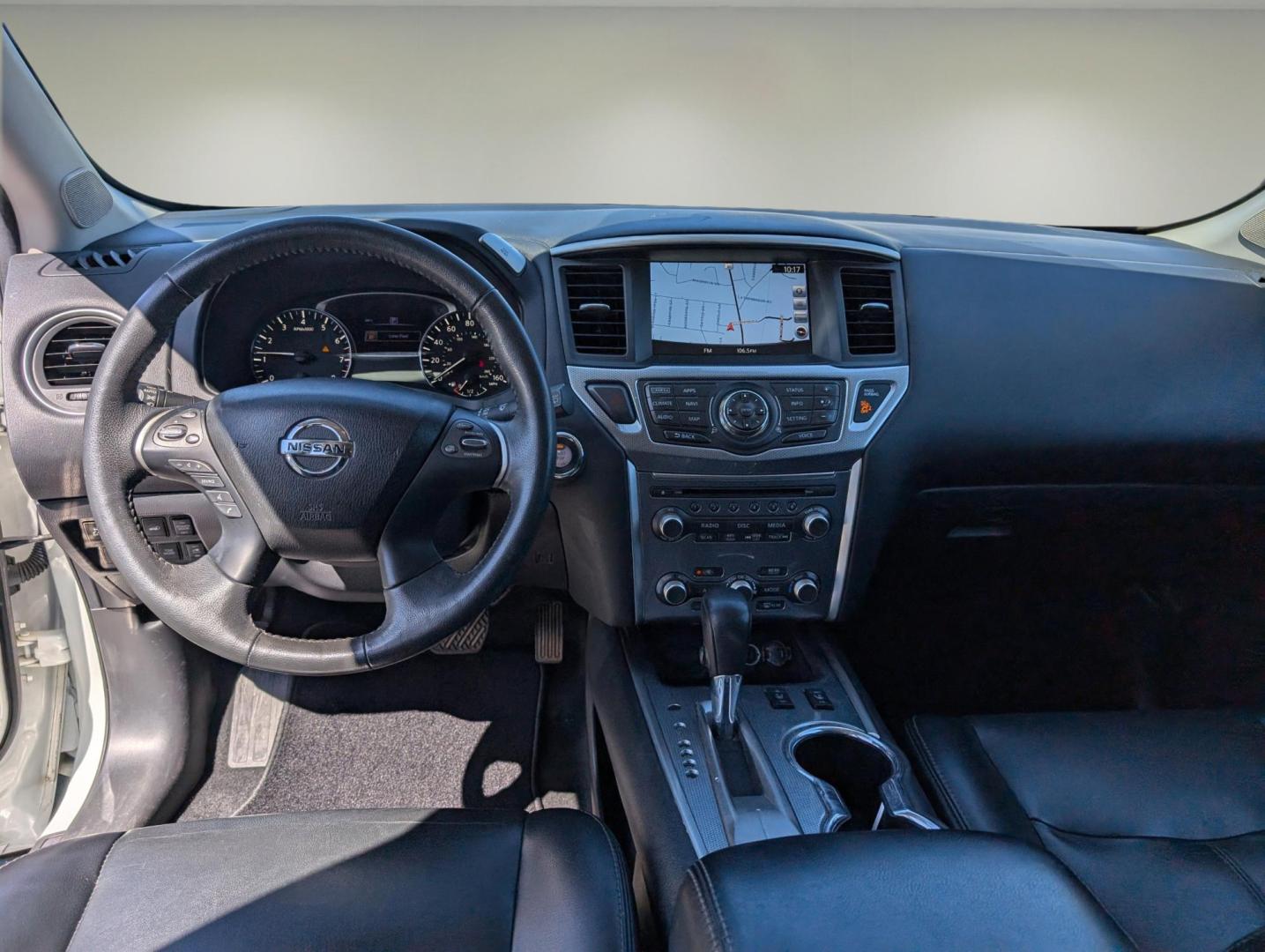 2017 /Charcoal Nissan Pathfinder SL (5N1DR2MN8HC) with an Regular Unleaded V-6 3.5 L/213 engine, 1-Speed CVT w/OD transmission, located at 3959 U.S. 80 W, Phenix City, AL, 36870, (334) 297-4885, 32.469296, -85.135185 - 2017 Nissan Pathfinder SL - Photo#13