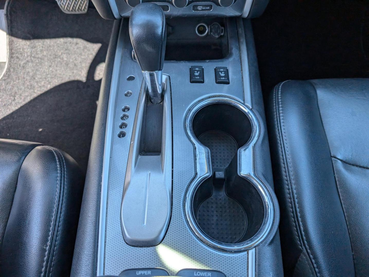2017 /Charcoal Nissan Pathfinder SL (5N1DR2MN8HC) with an Regular Unleaded V-6 3.5 L/213 engine, 1-Speed CVT w/OD transmission, located at 3959 U.S. 80 W, Phenix City, AL, 36870, (334) 297-4885, 32.469296, -85.135185 - 2017 Nissan Pathfinder SL - Photo#14