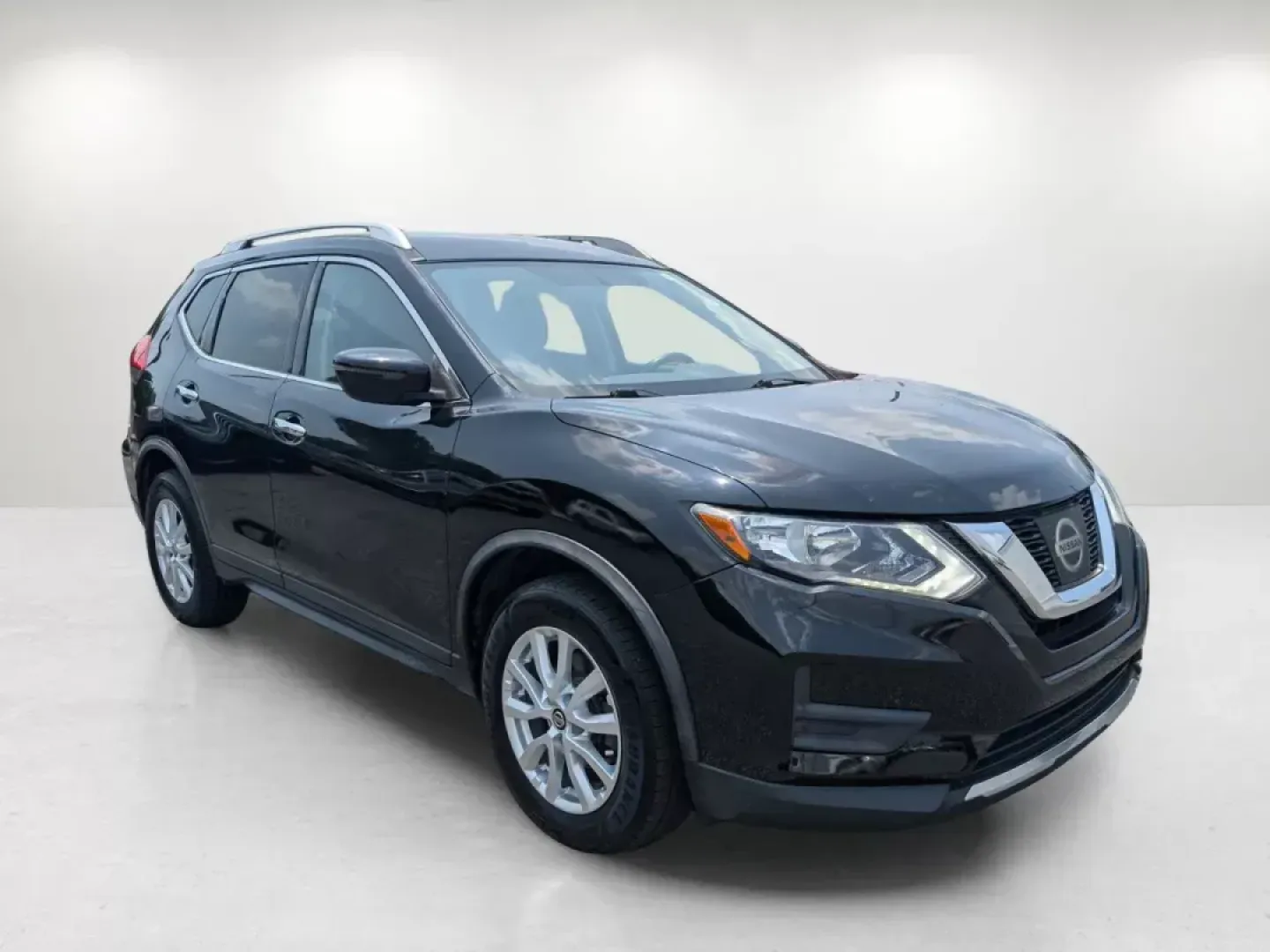 2017 /Charcoal Nissan Rogue SV (JN8AT2MV9HW) with an Other engine, located at 804 22nd Ave, Phenix City, AL, 36870, (334) 297-1860, 32.484749, -85.024475 - 2017 Nissan Rogue SV - Photo#2